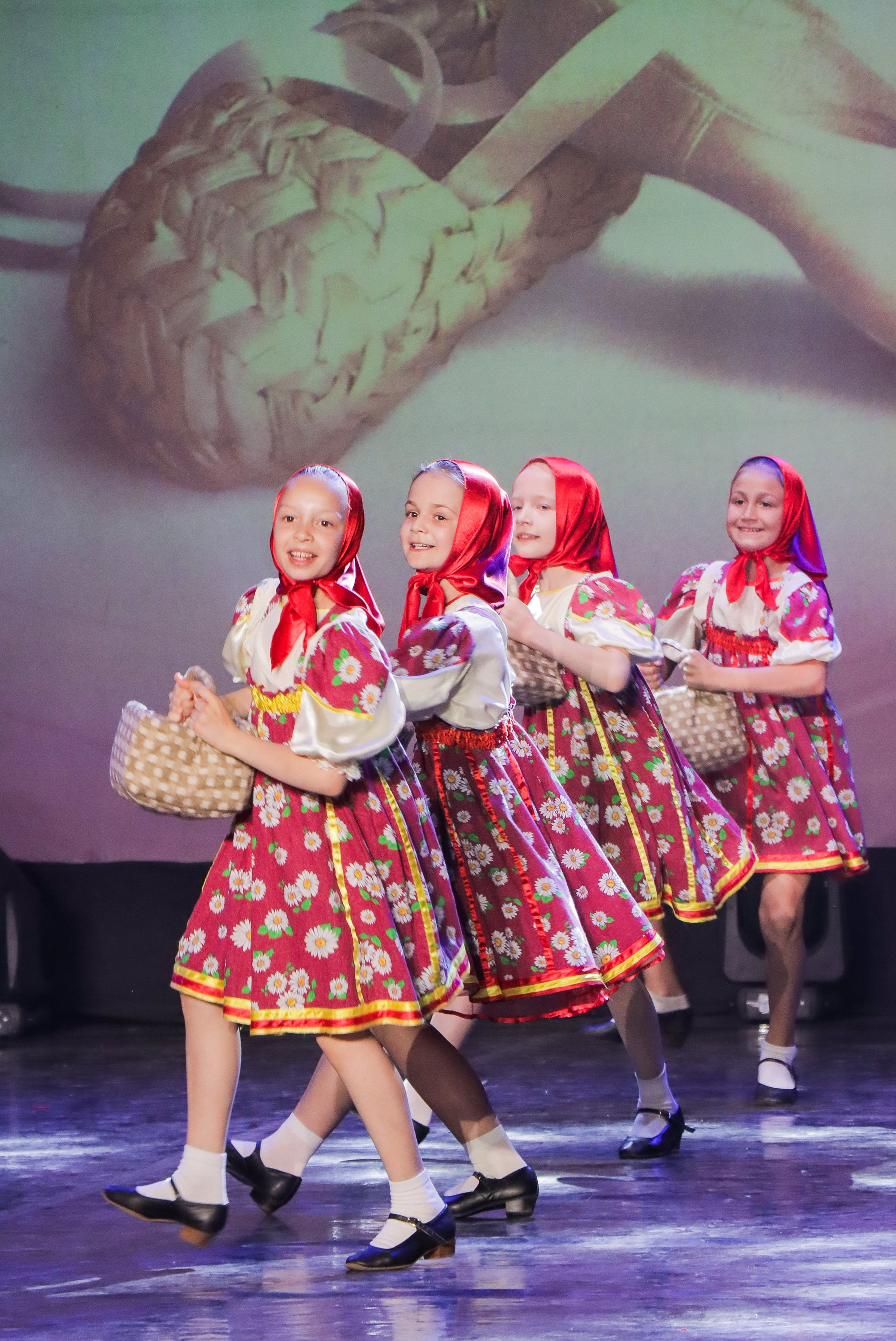 01.06.2024 Фестиваль-конкурс «Мир под названием — Искусство танца» г. Кострома. Медиастудия Фото Концепт