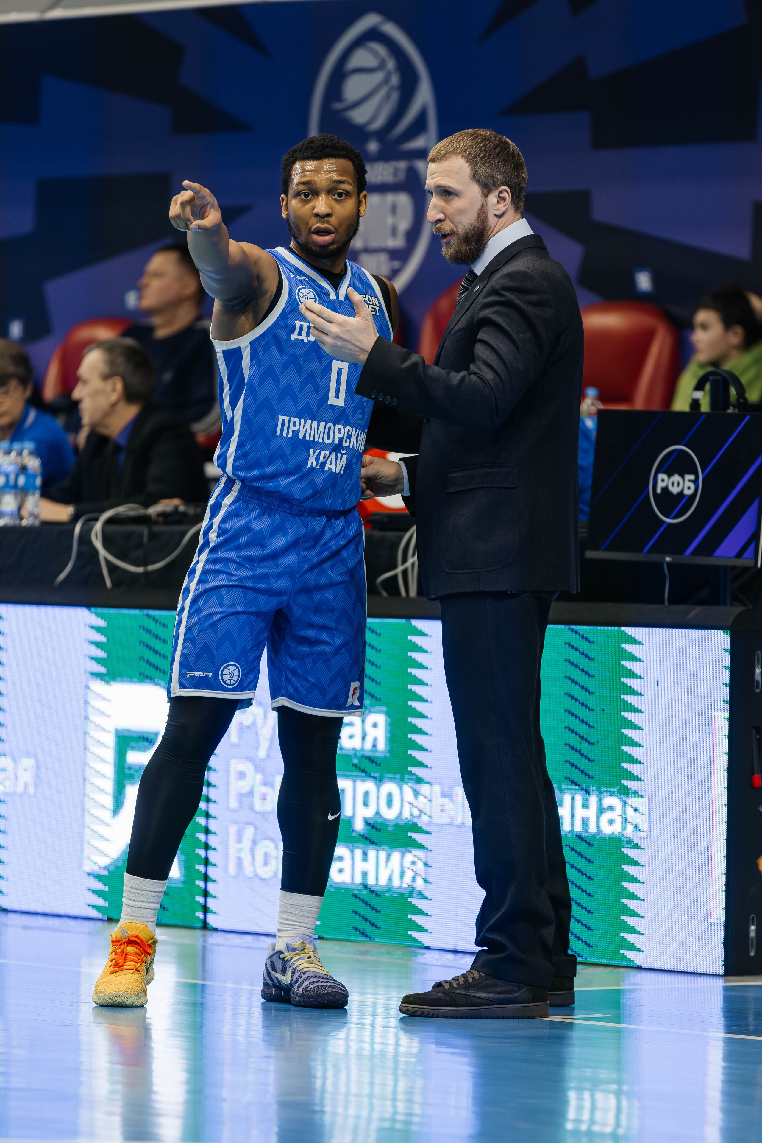 Баскетбол — Динамо. Репортажный и свадебный фотограф во Владивостоке Максим Цой