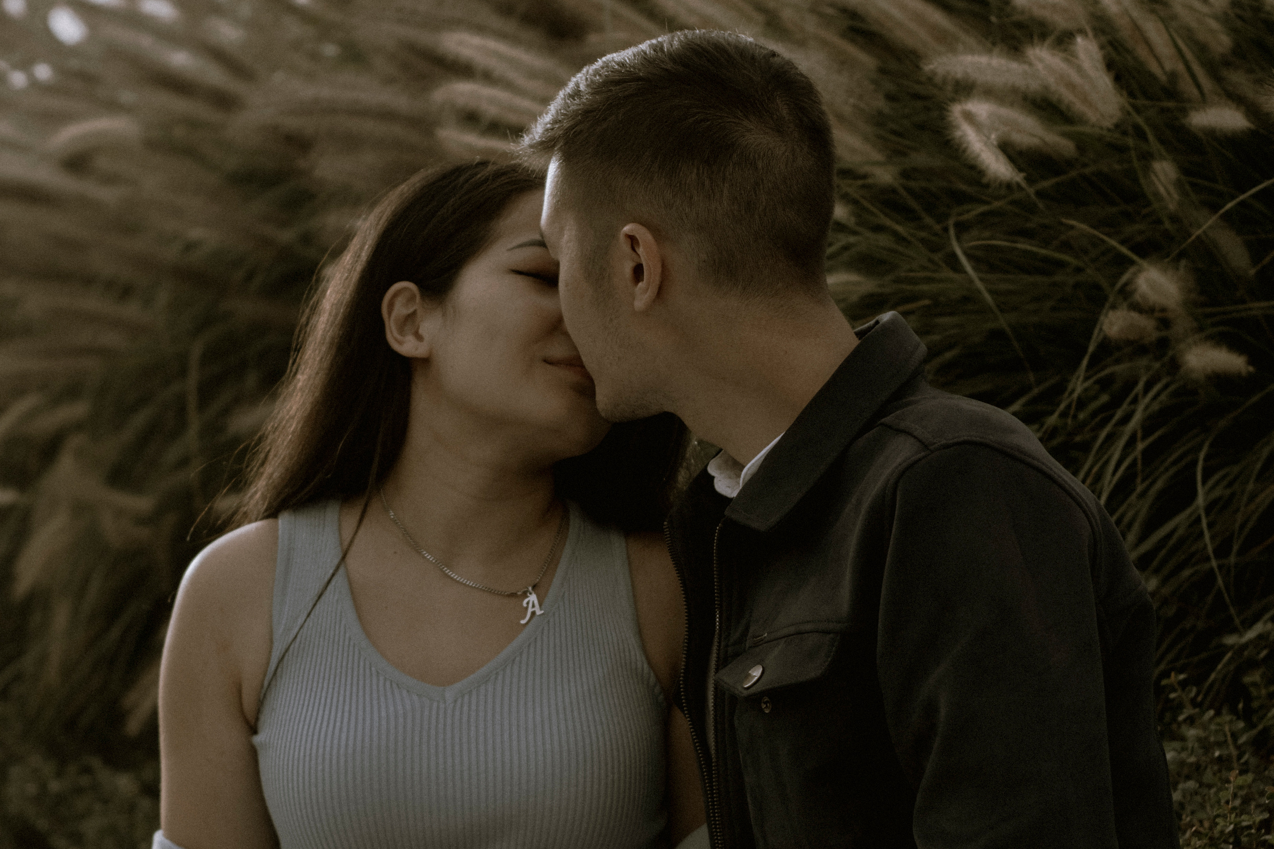 Love story Азамат и Аина. Фотографирую пары и индивидуальные съемки в Алматы Шунько Ирина