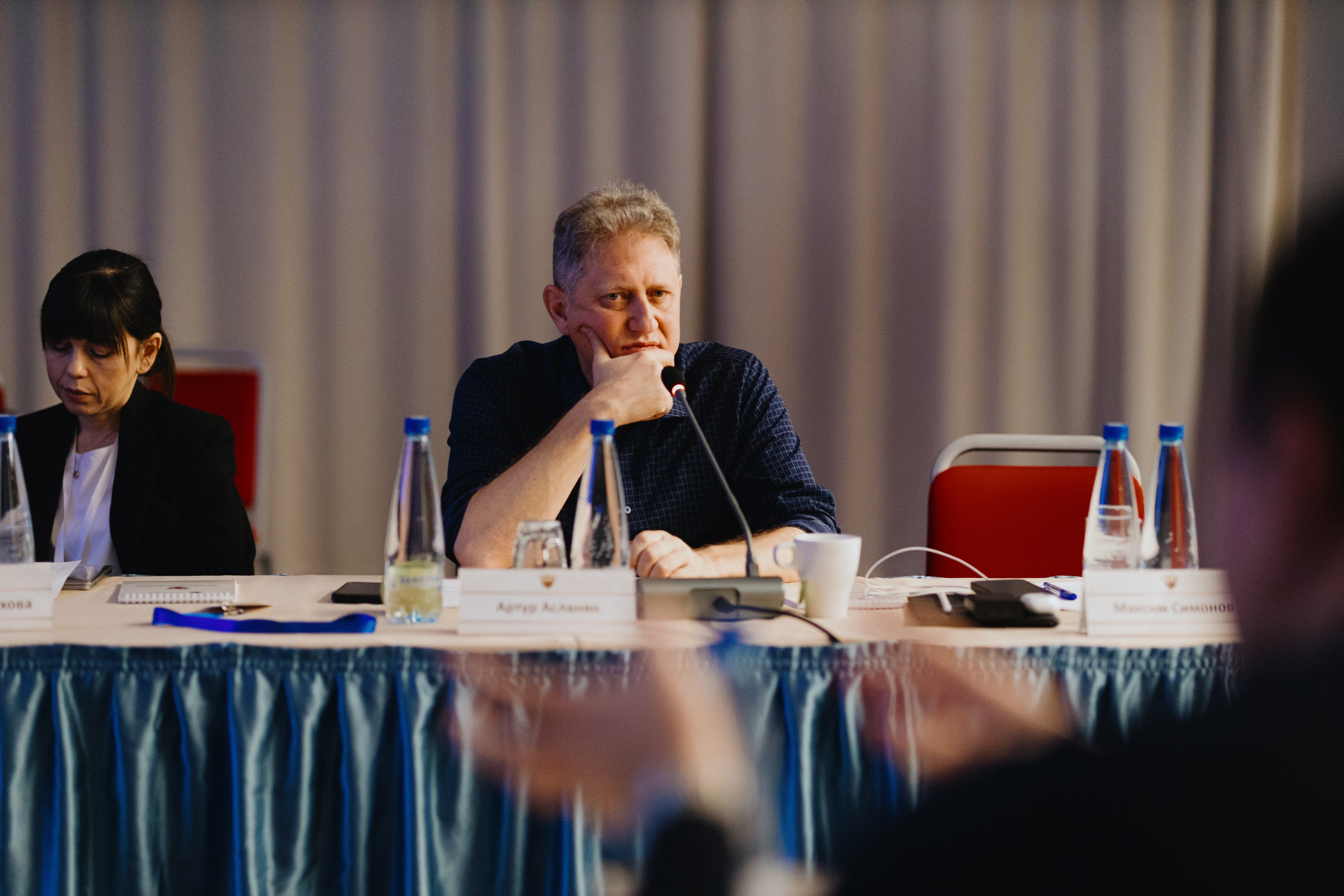 Nafta Club. Дискуссионный клуб. Фотограф Илья Чернов