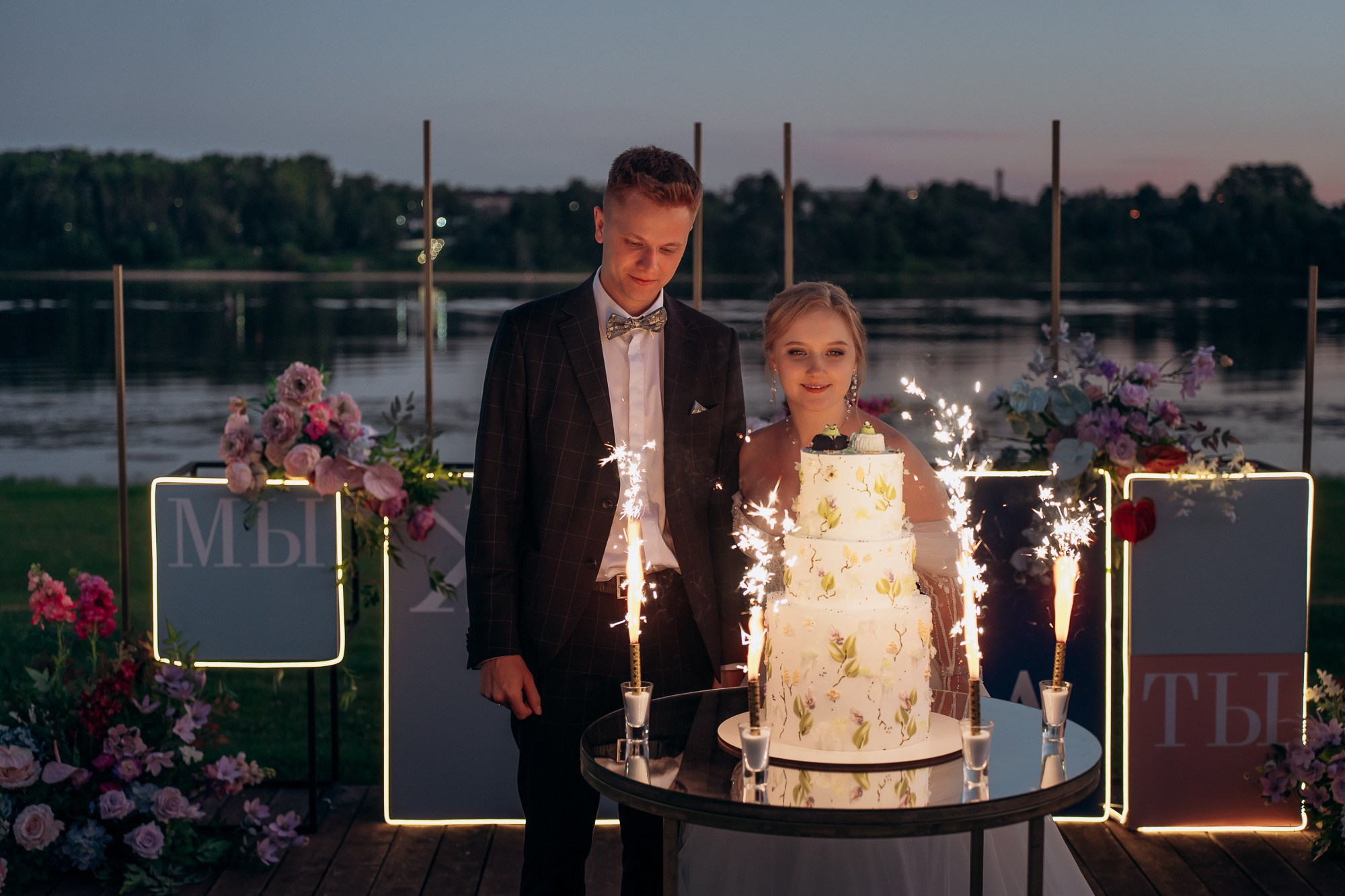 Свадебная фотосессия в глэмпинге. Свадебный и репортажный фотограф в Ярославле Евгений Сальников