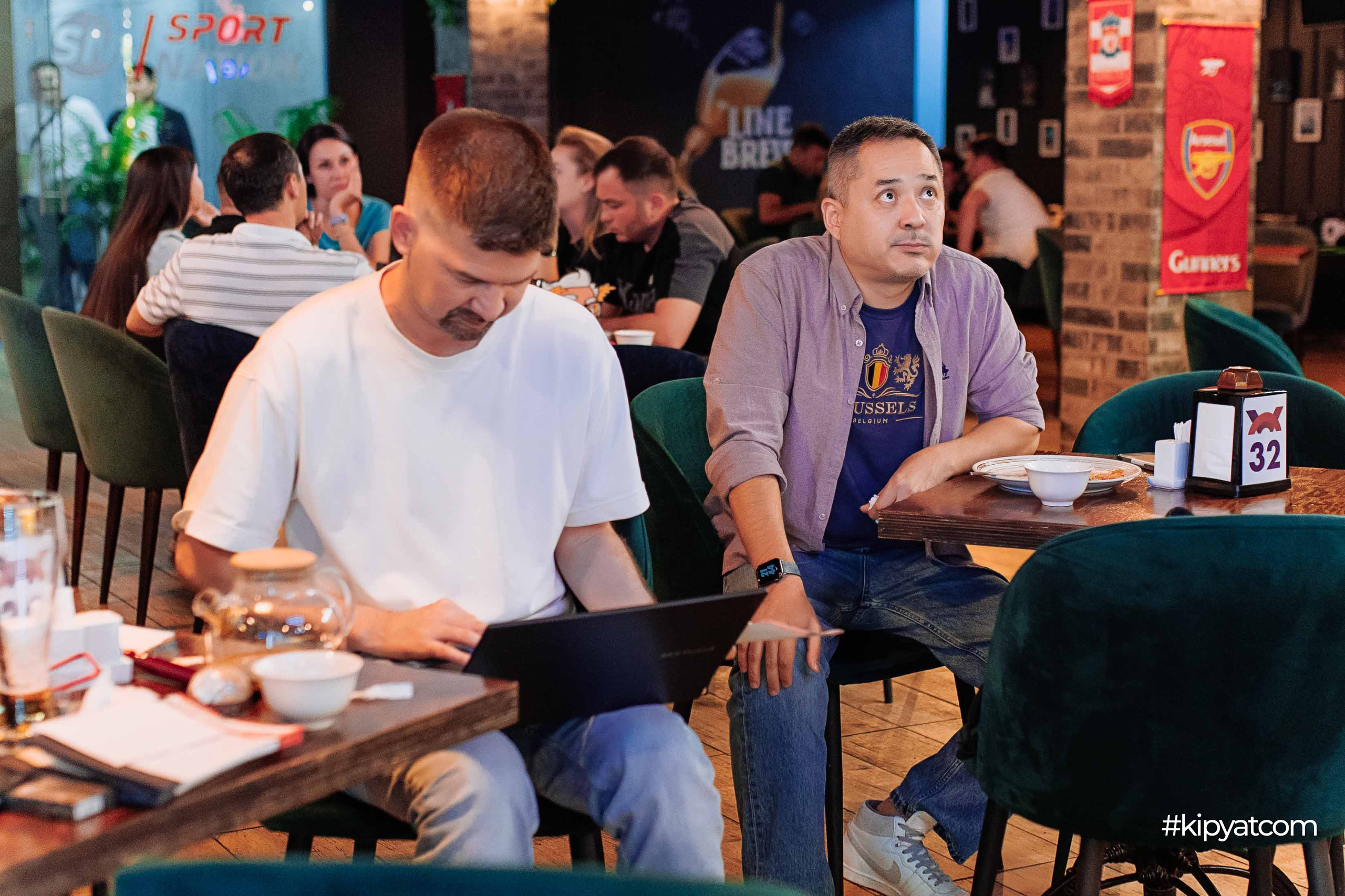 Эйнштейн Party