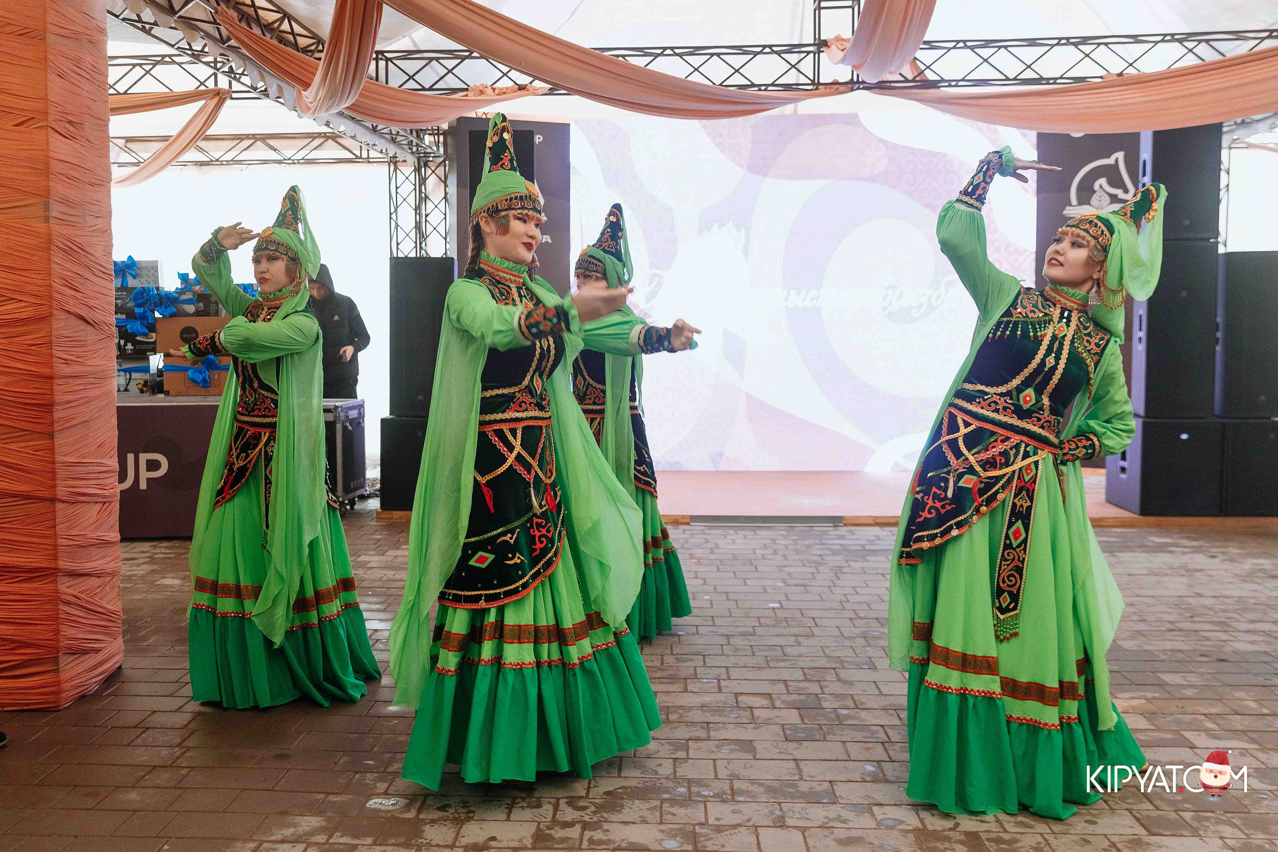 Открытие бигвилля Атамура