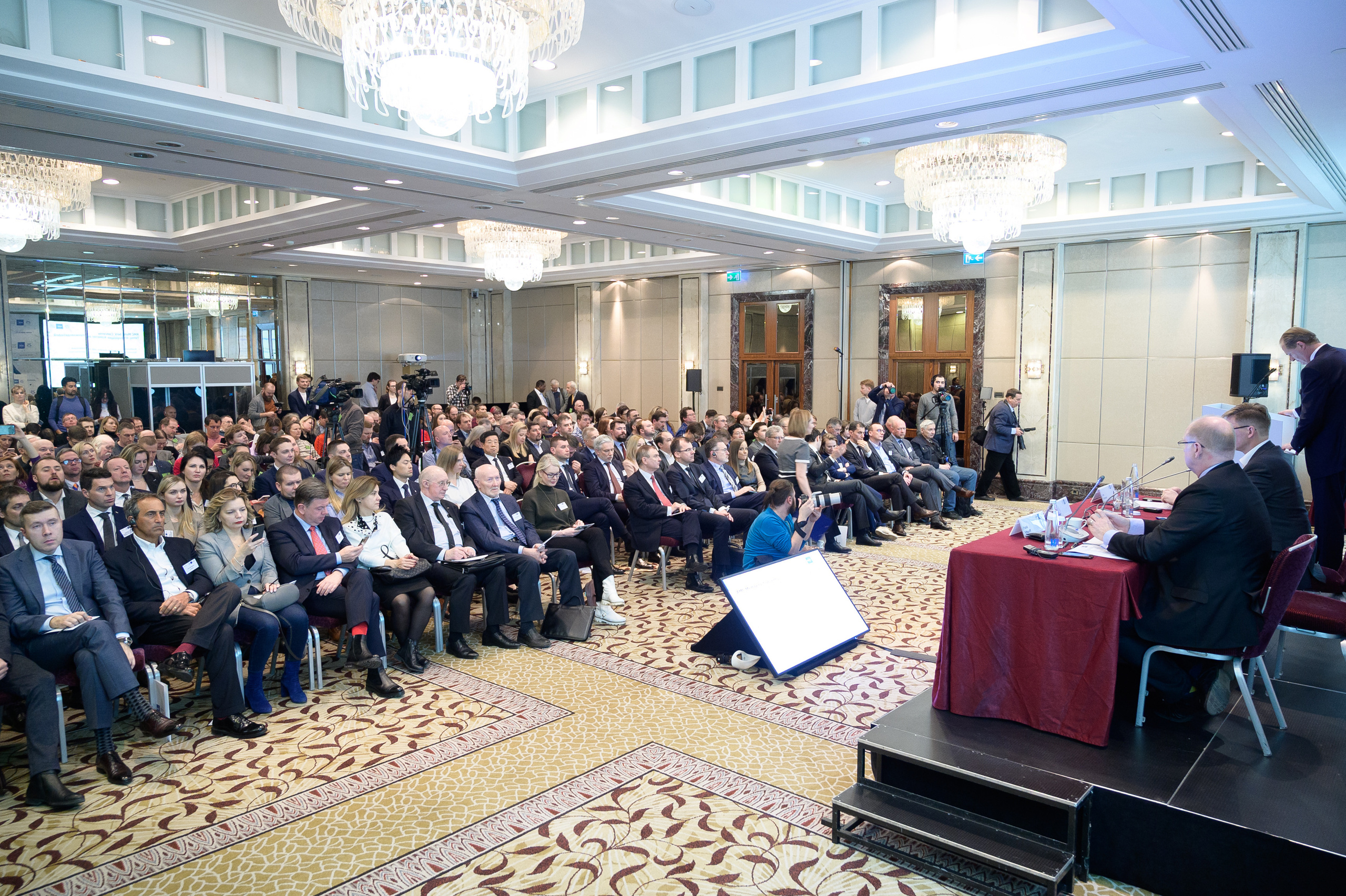 Конференции. Профессиональный фотограф Москва Россия Граждан Олег