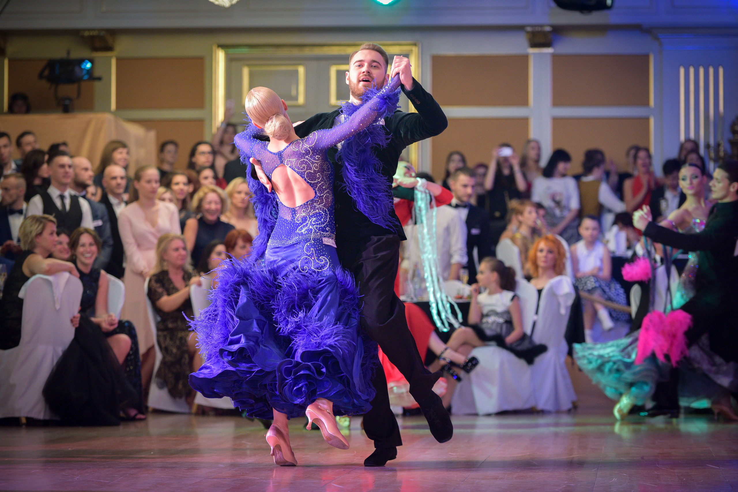 Танцы. Профессиональный фотограф Москва Россия Граждан Олег