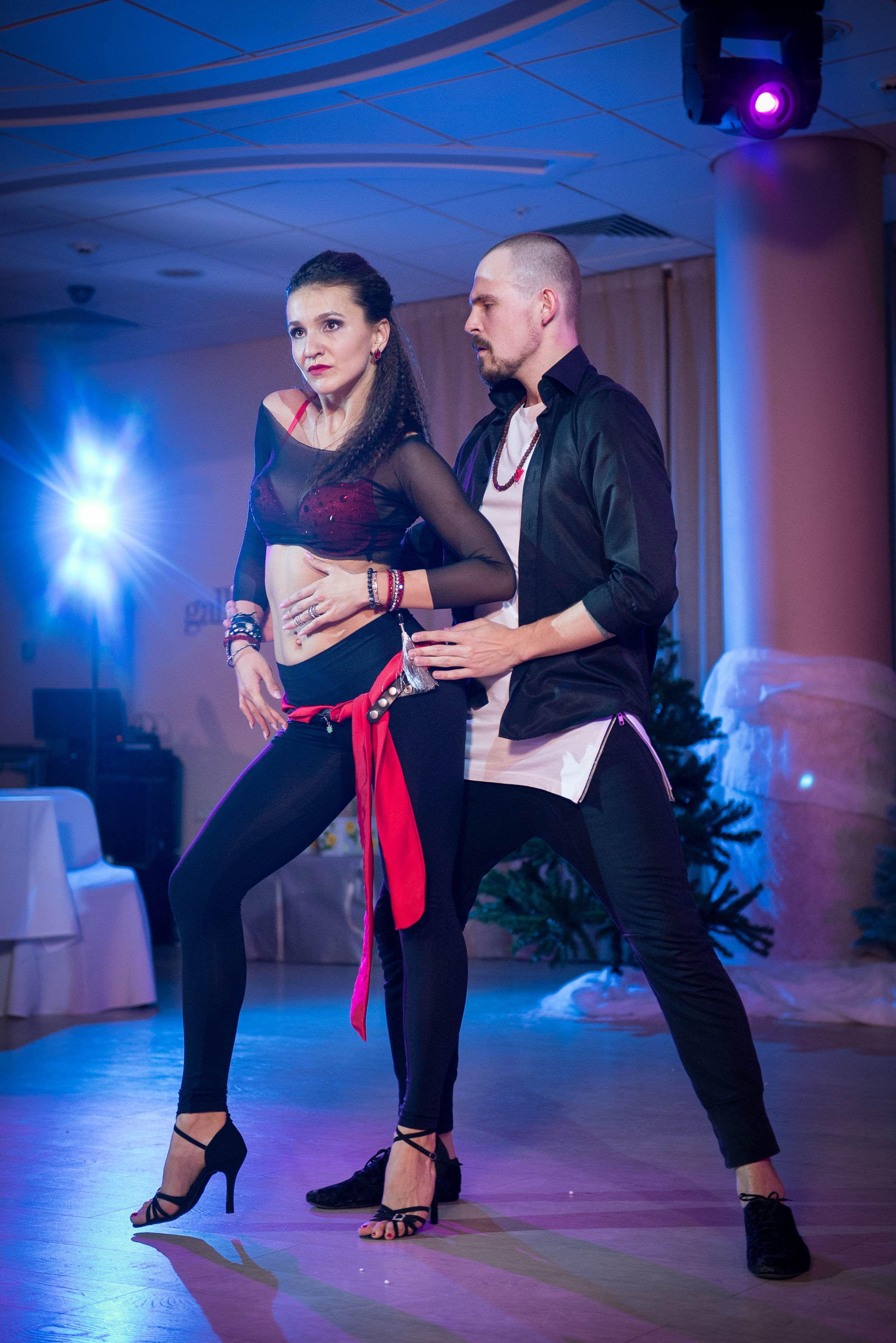Танцы. Профессиональный фотограф Москва Россия Граждан Олег