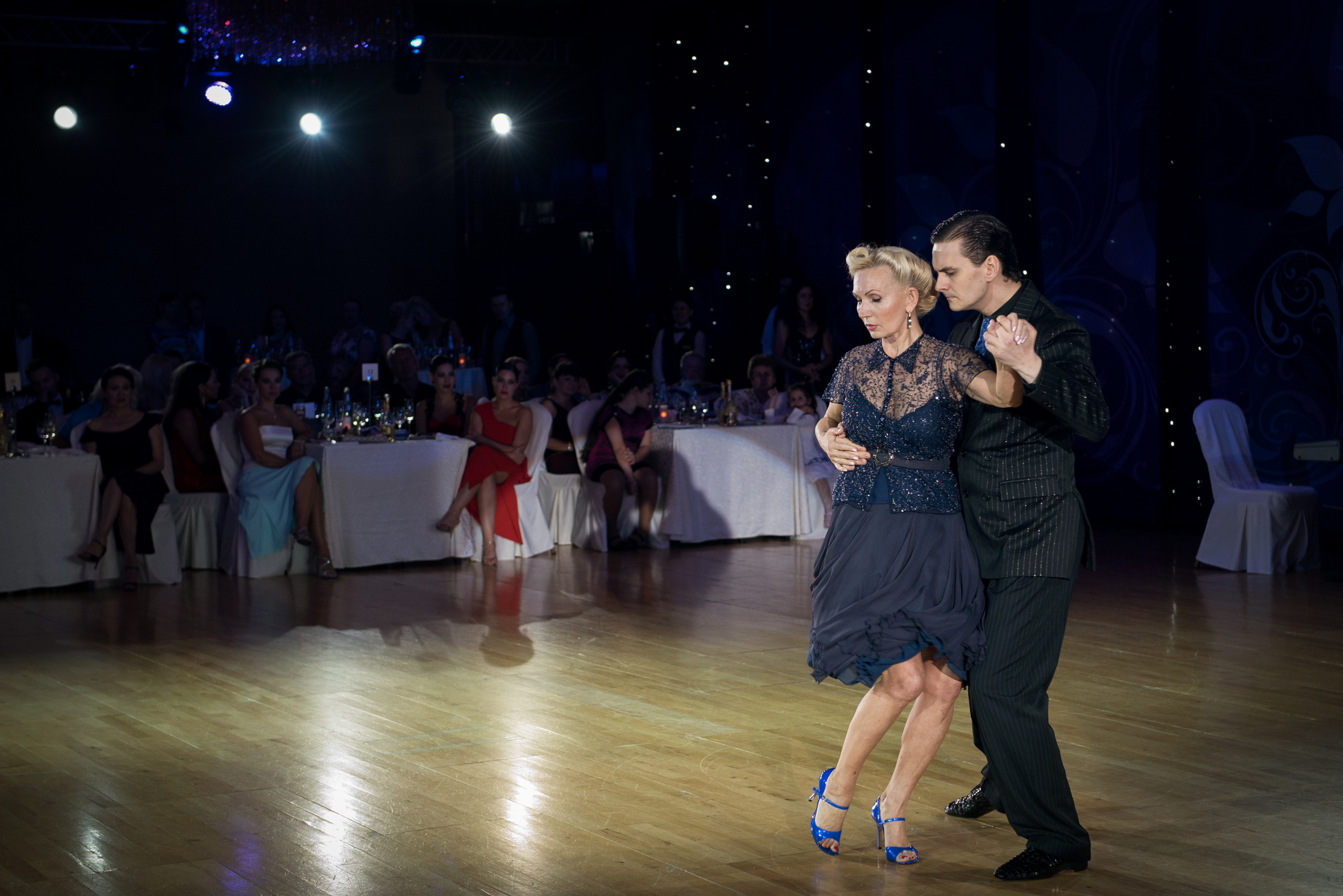 Танцы. Профессиональный фотограф Москва Россия Граждан Олег