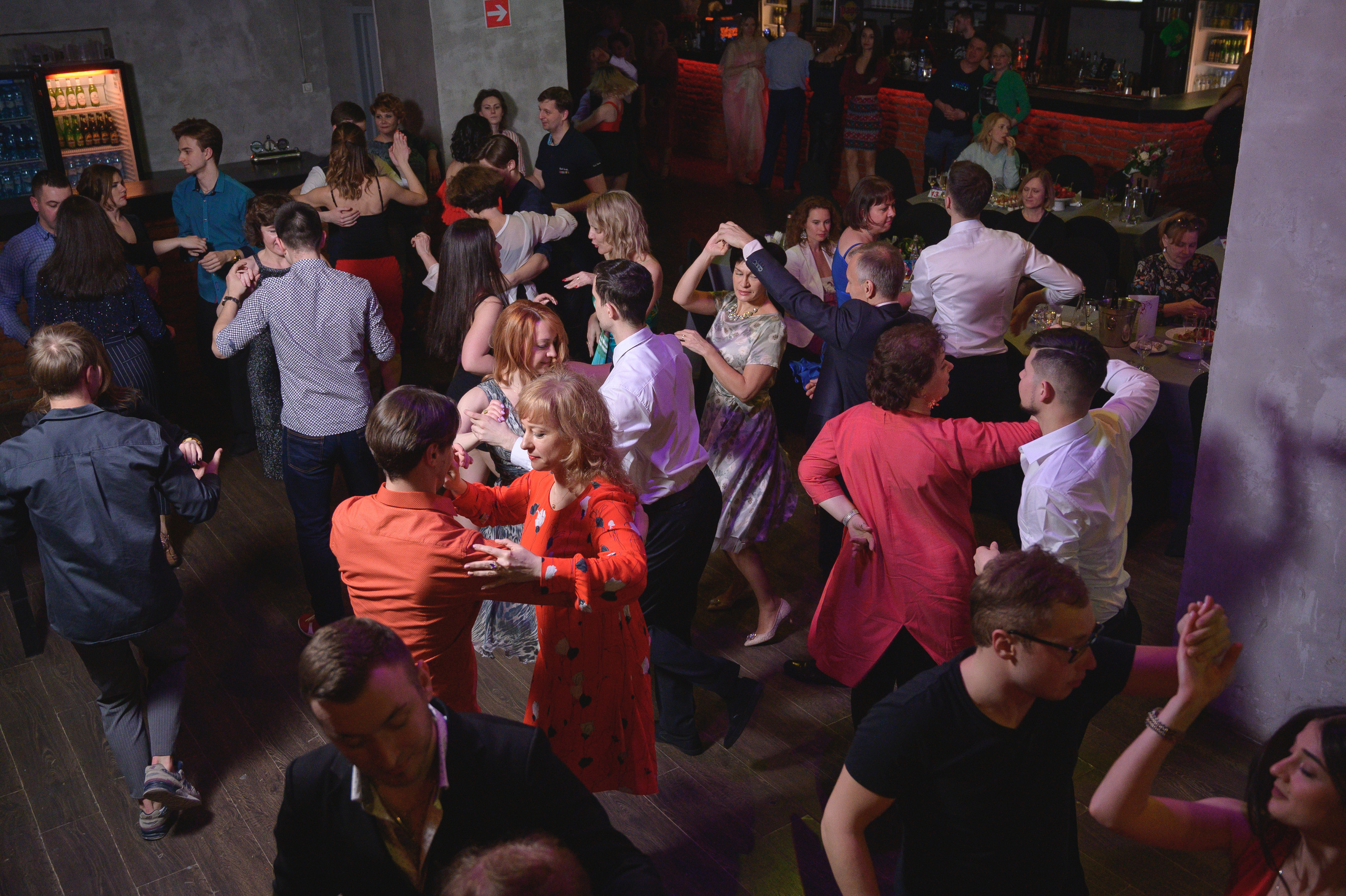 Танцы. Профессиональный фотограф Москва Россия Граждан Олег