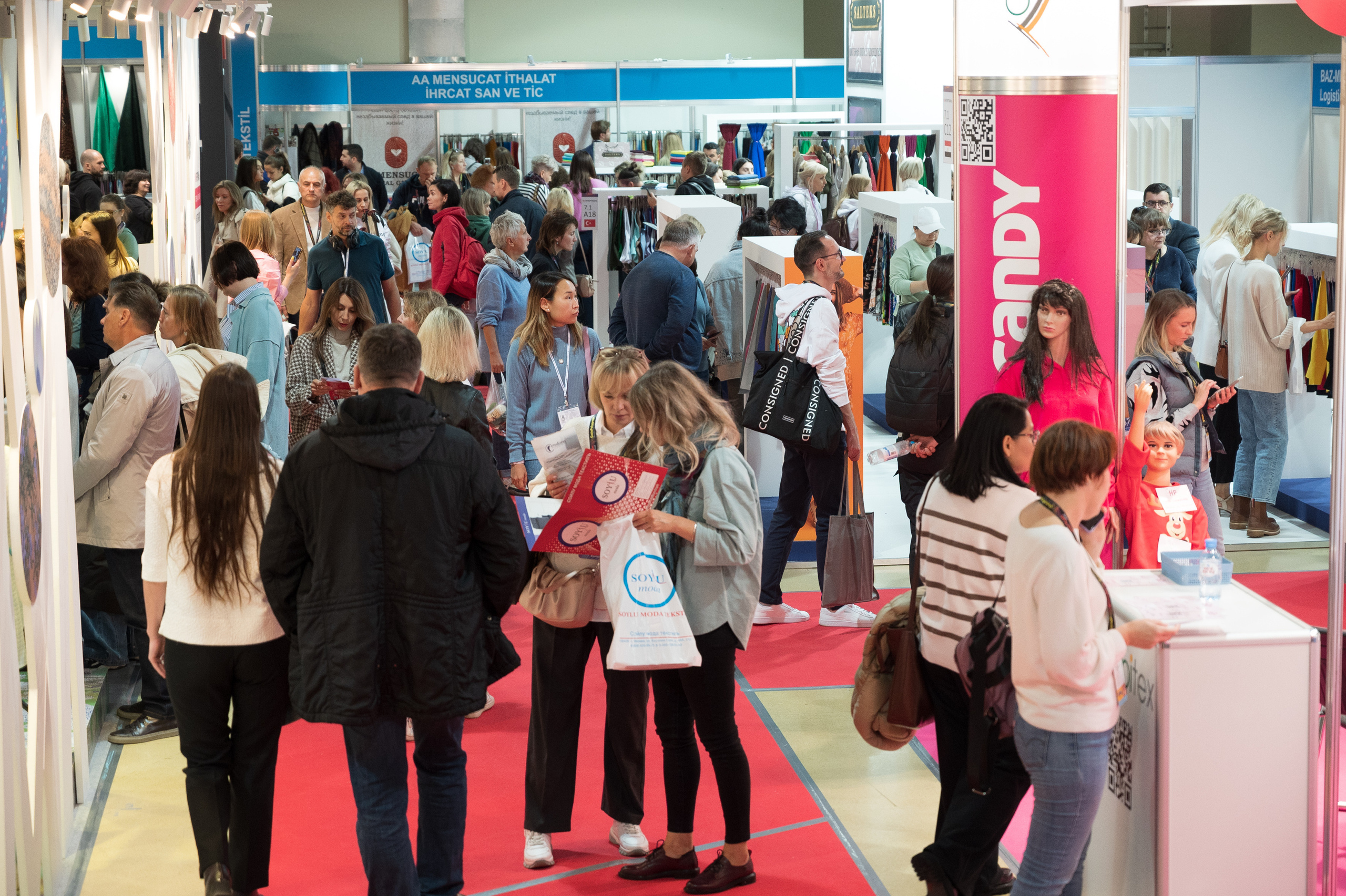 Выставка. Профессиональный фотограф Москва Россия Граждан Олег