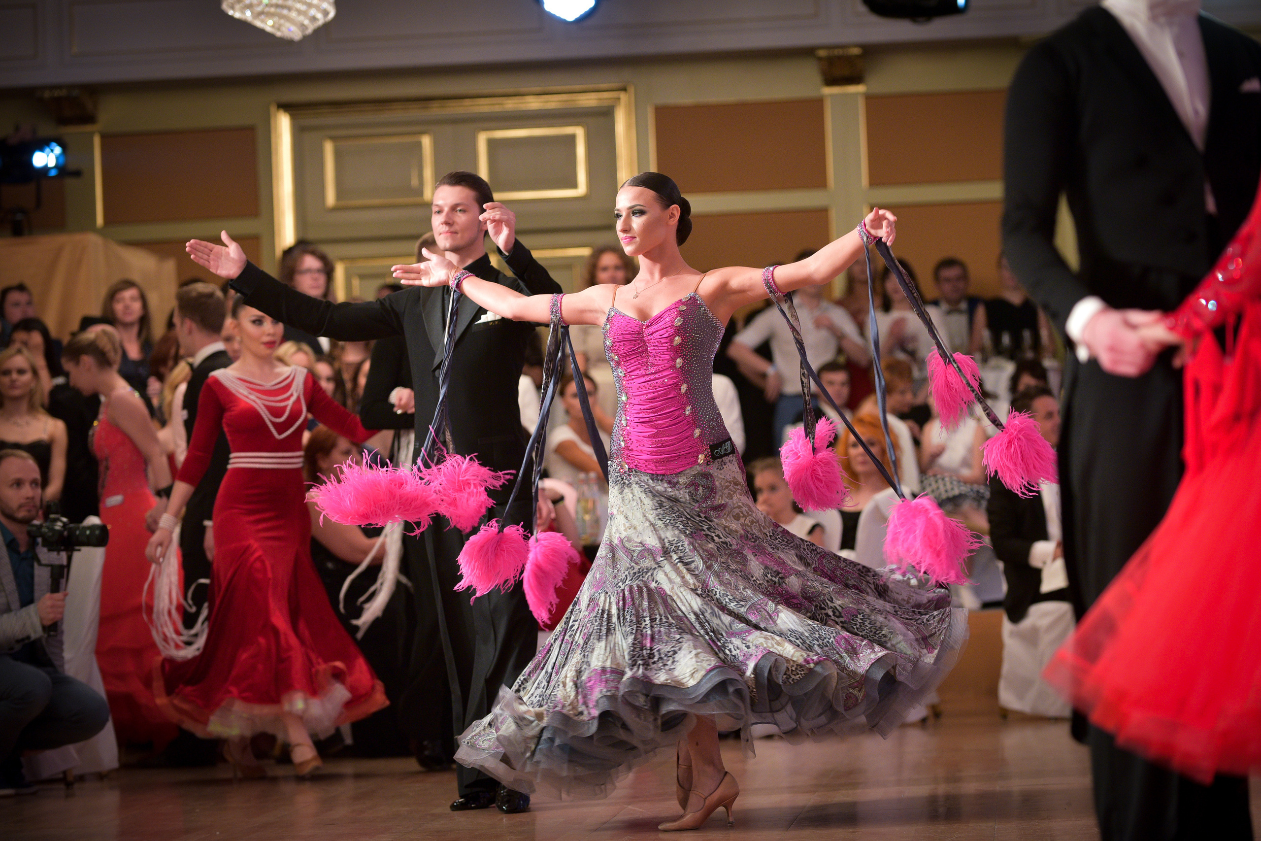 Танцы. Профессиональный фотограф Москва Россия Граждан Олег