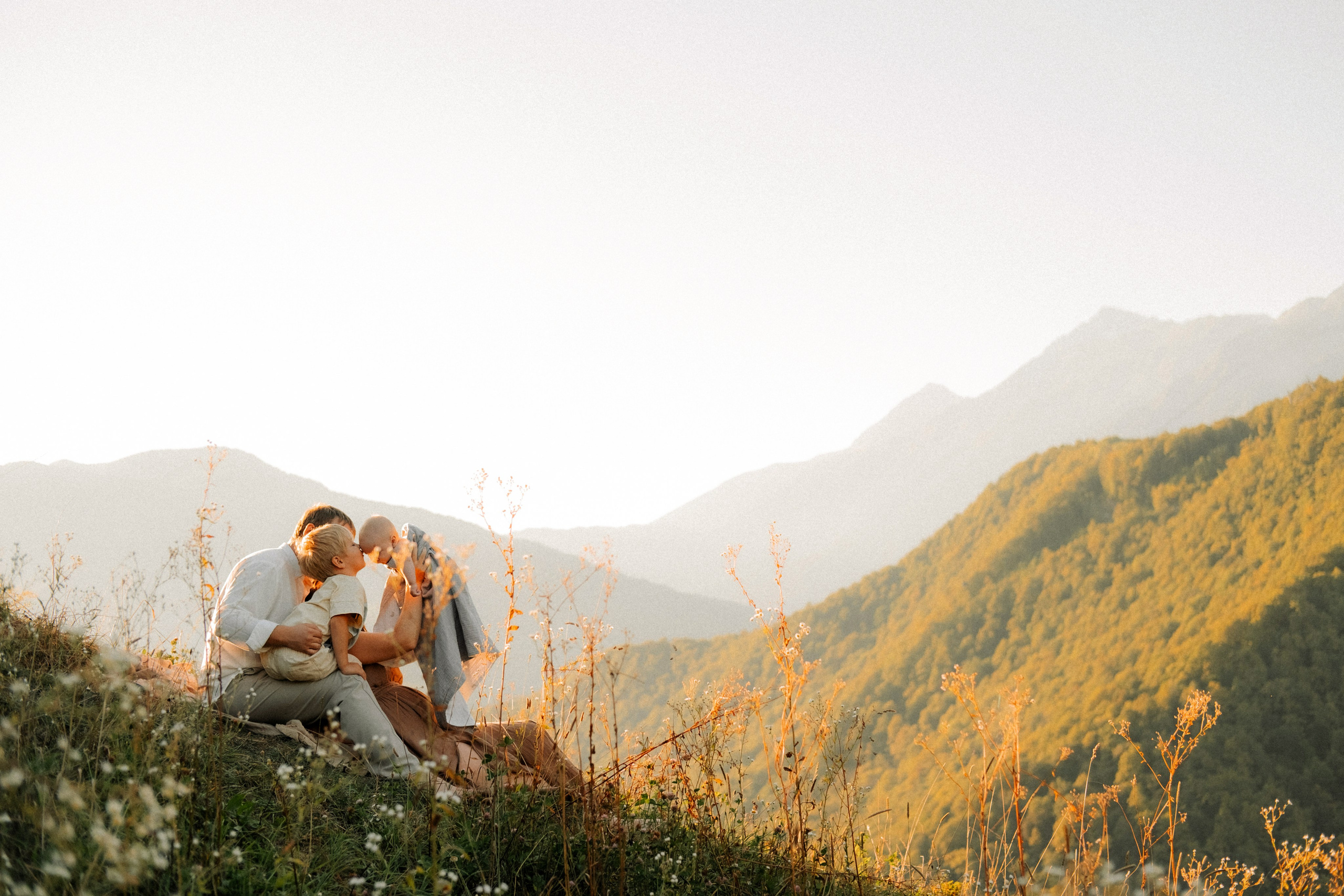 Семейные фотосессии в Сочи, Сириус и на Красной поляне. Семейный, свадебный фотограф Сочи, Адлер, Красная поляна