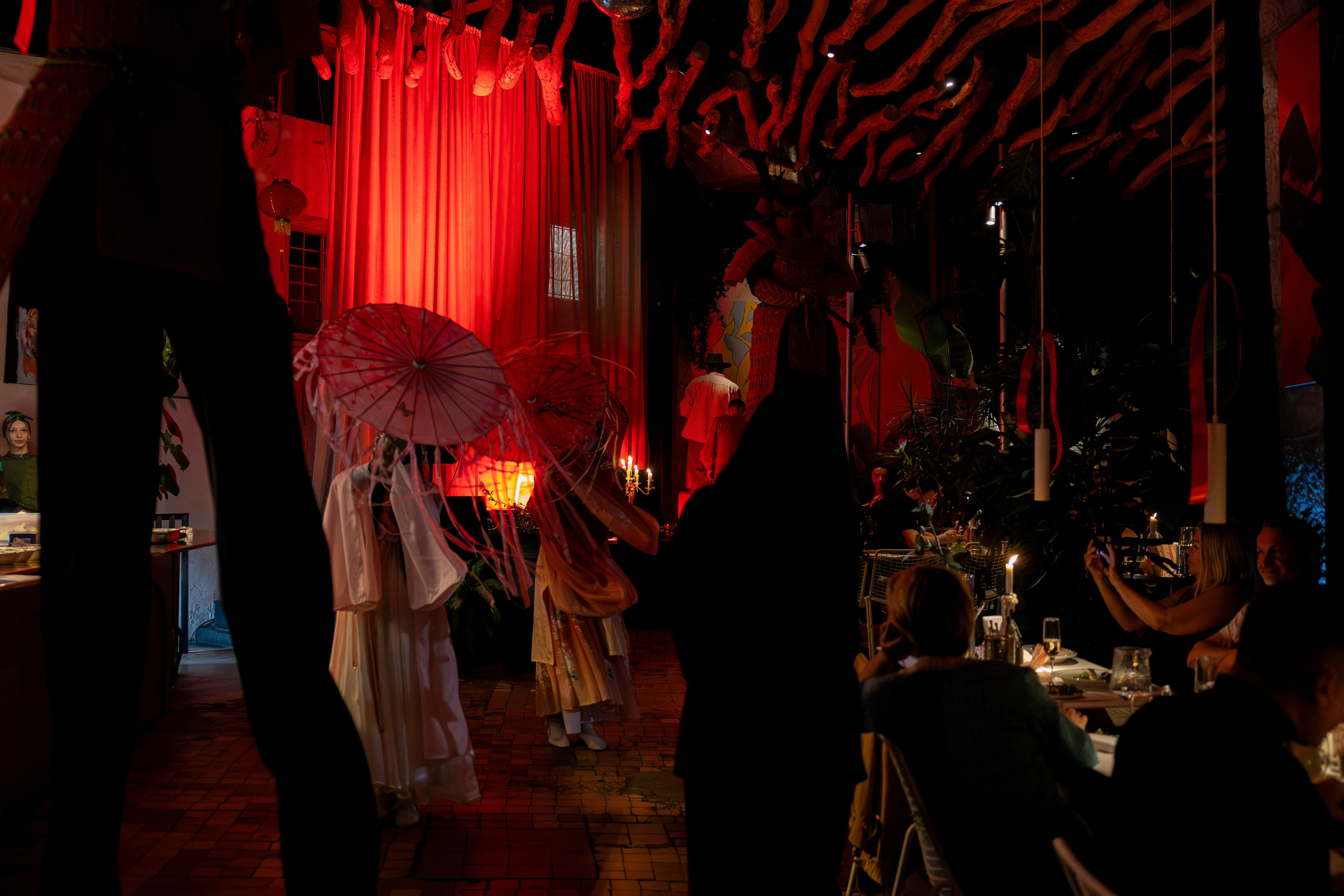 Азия в Гастродворе. Дженбаз Павел — фотограф в Ялте