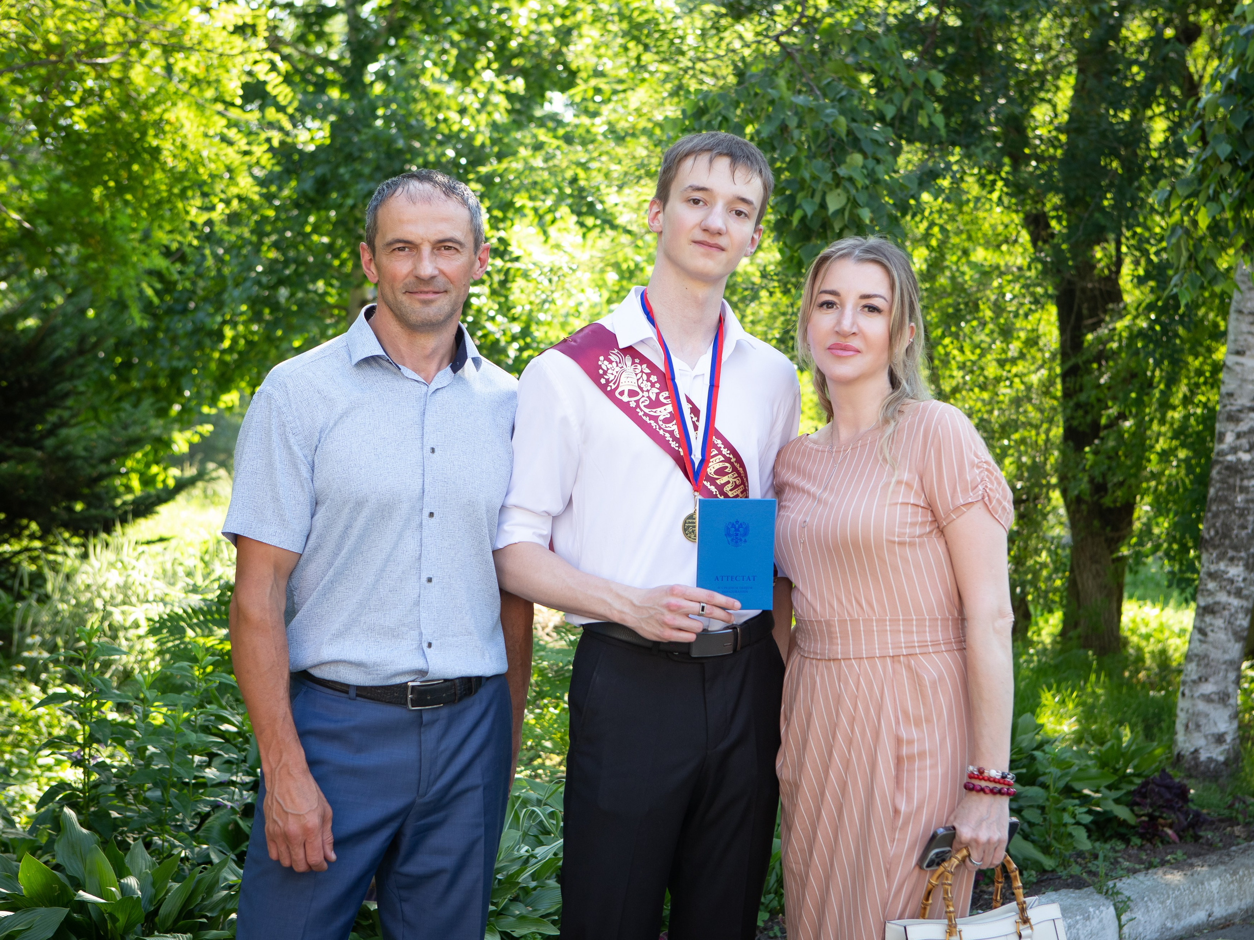 Последний звонок/Выпускной в школе. Фотограф во Владивостоке Анастасия Стробыкина