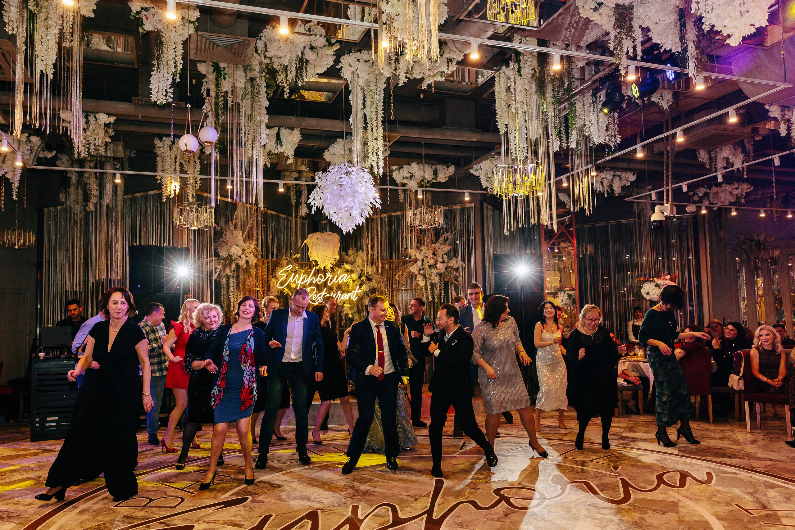 Фотограф на корпоратив, мероприятие в Петербурге. Репортажная фотосъемка праздников и мероприятий в Санкт-Петербурге