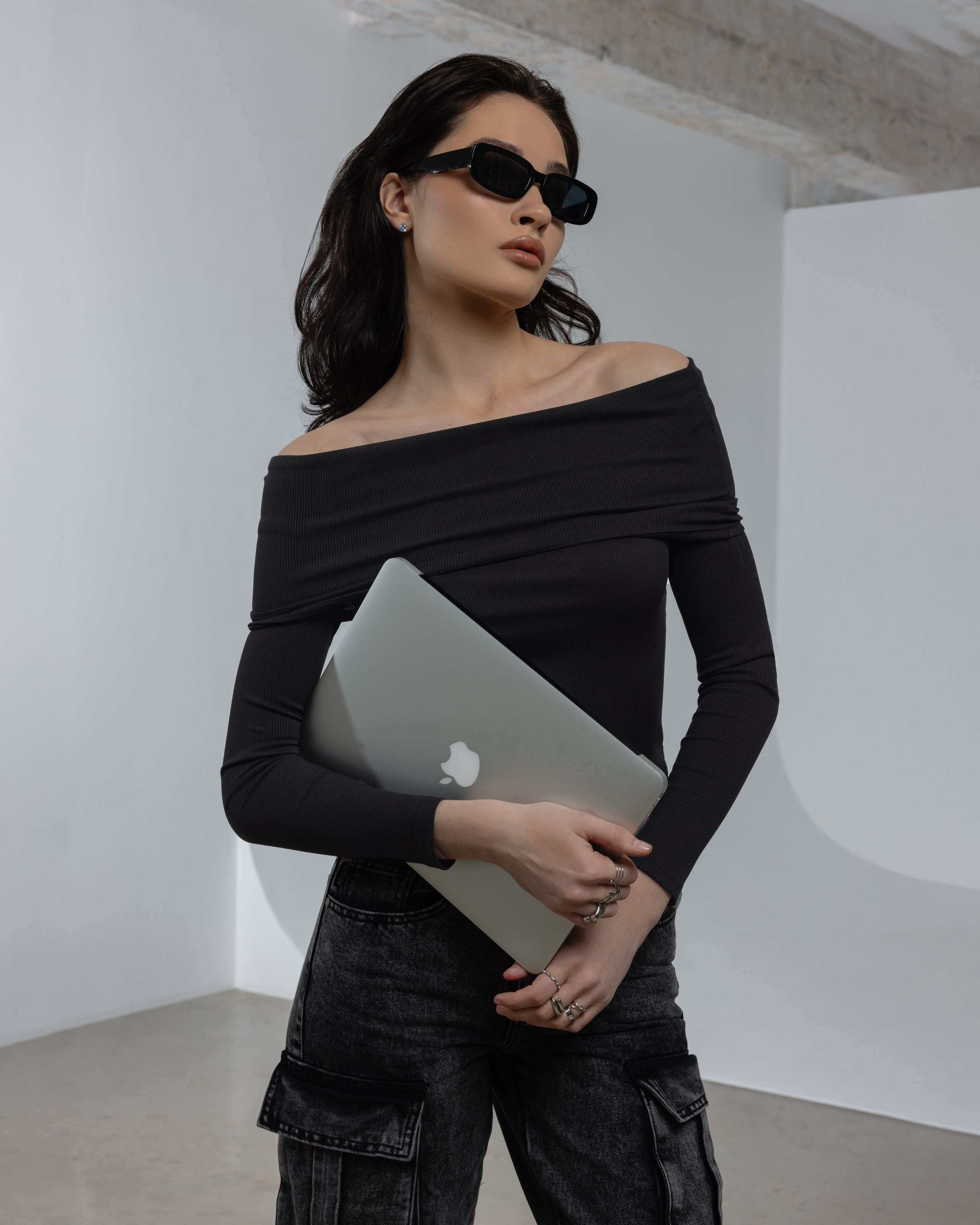 WB. Photographer. Producer. Retoucher