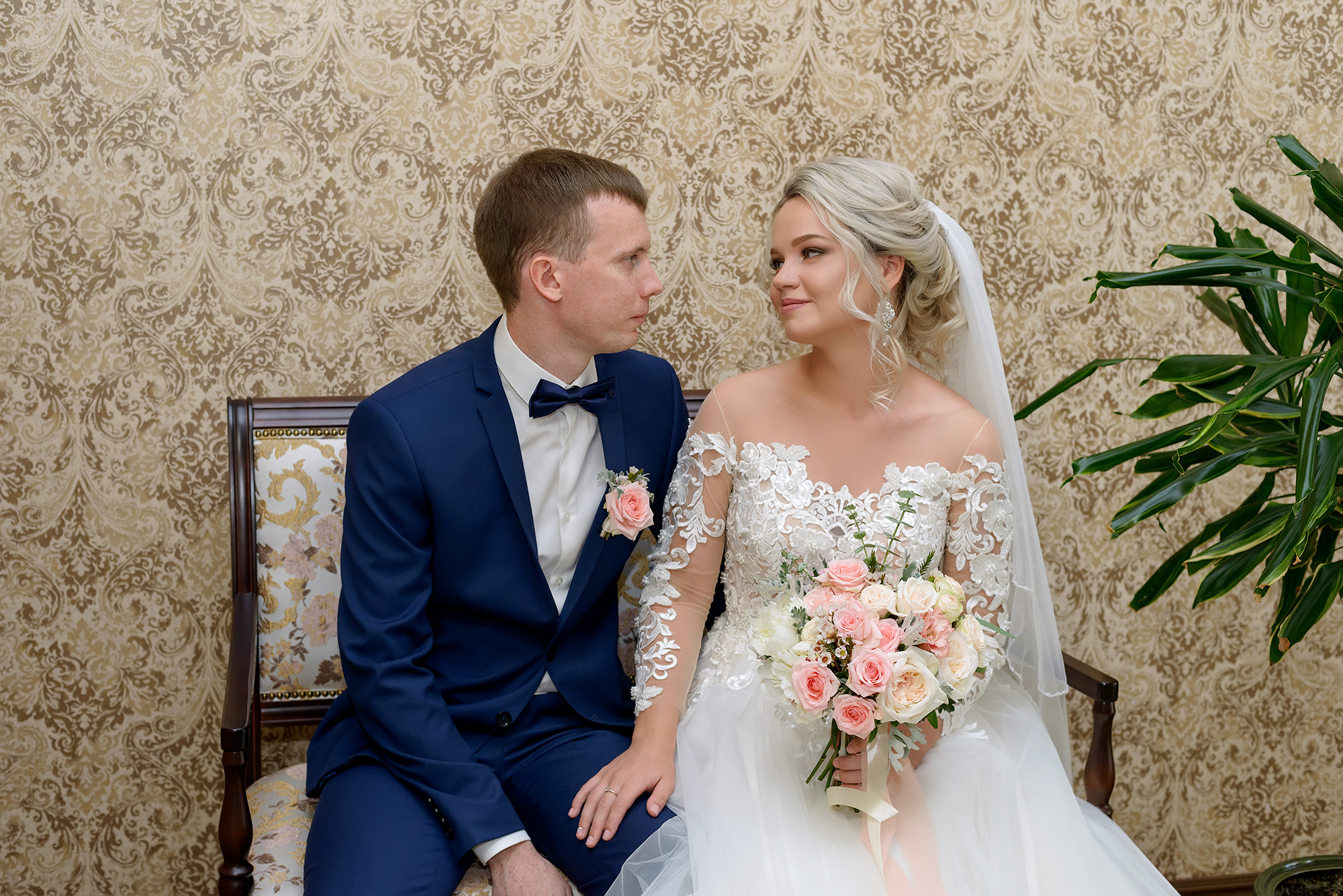 Свадебная фотосессия в загсе