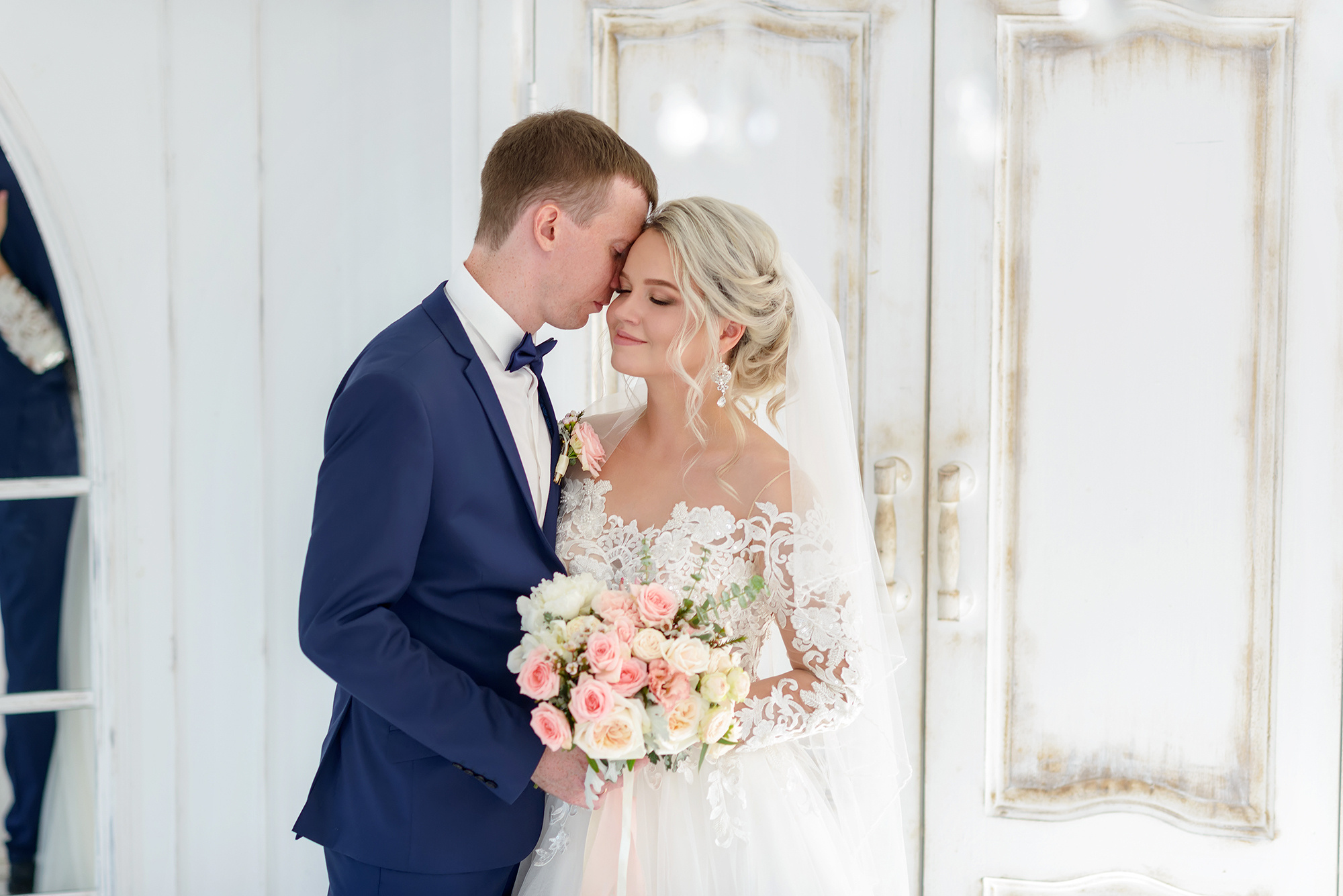 Свадебная фотосессия в фотостудии