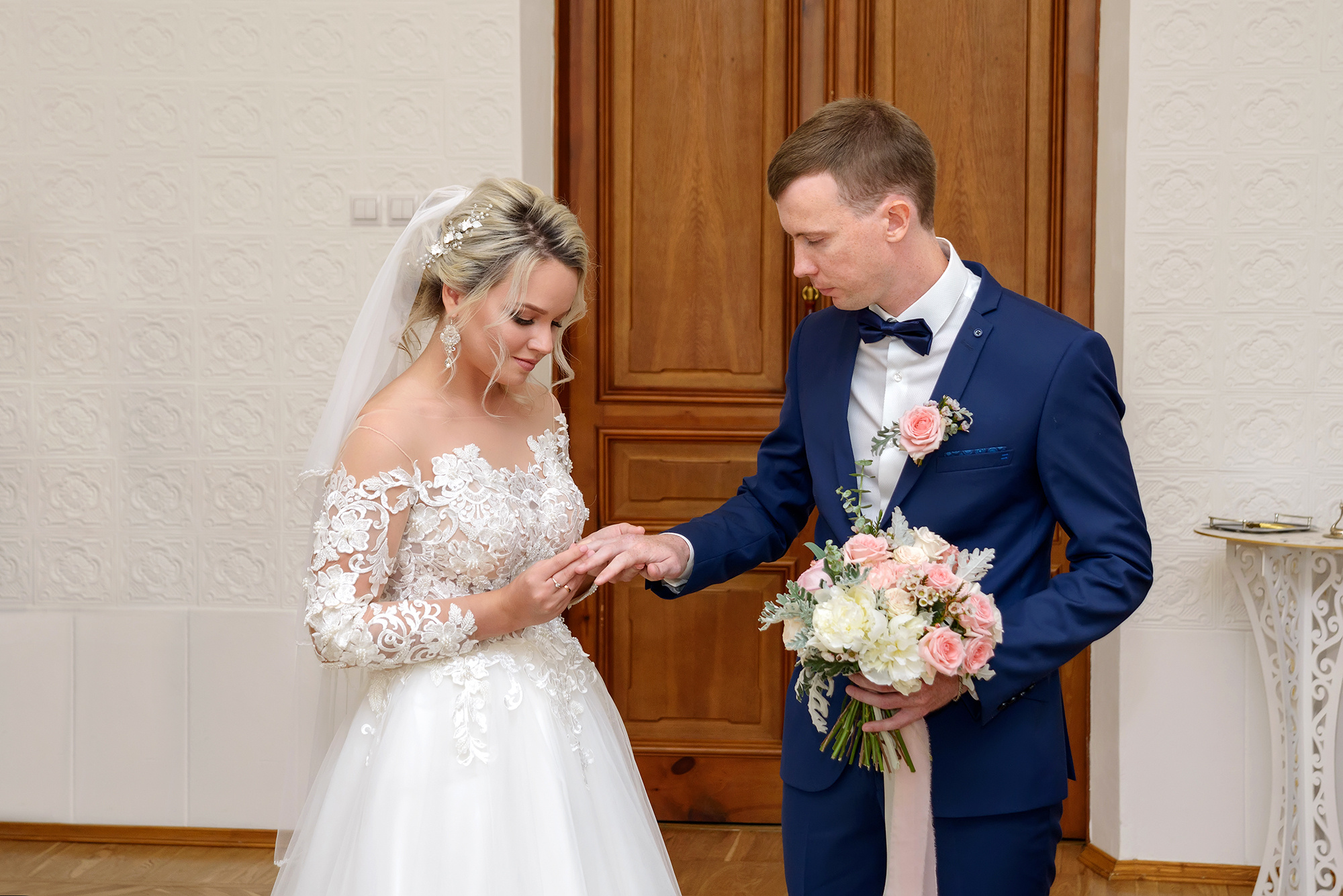 Обмен кольцами в Нижегородском загсе