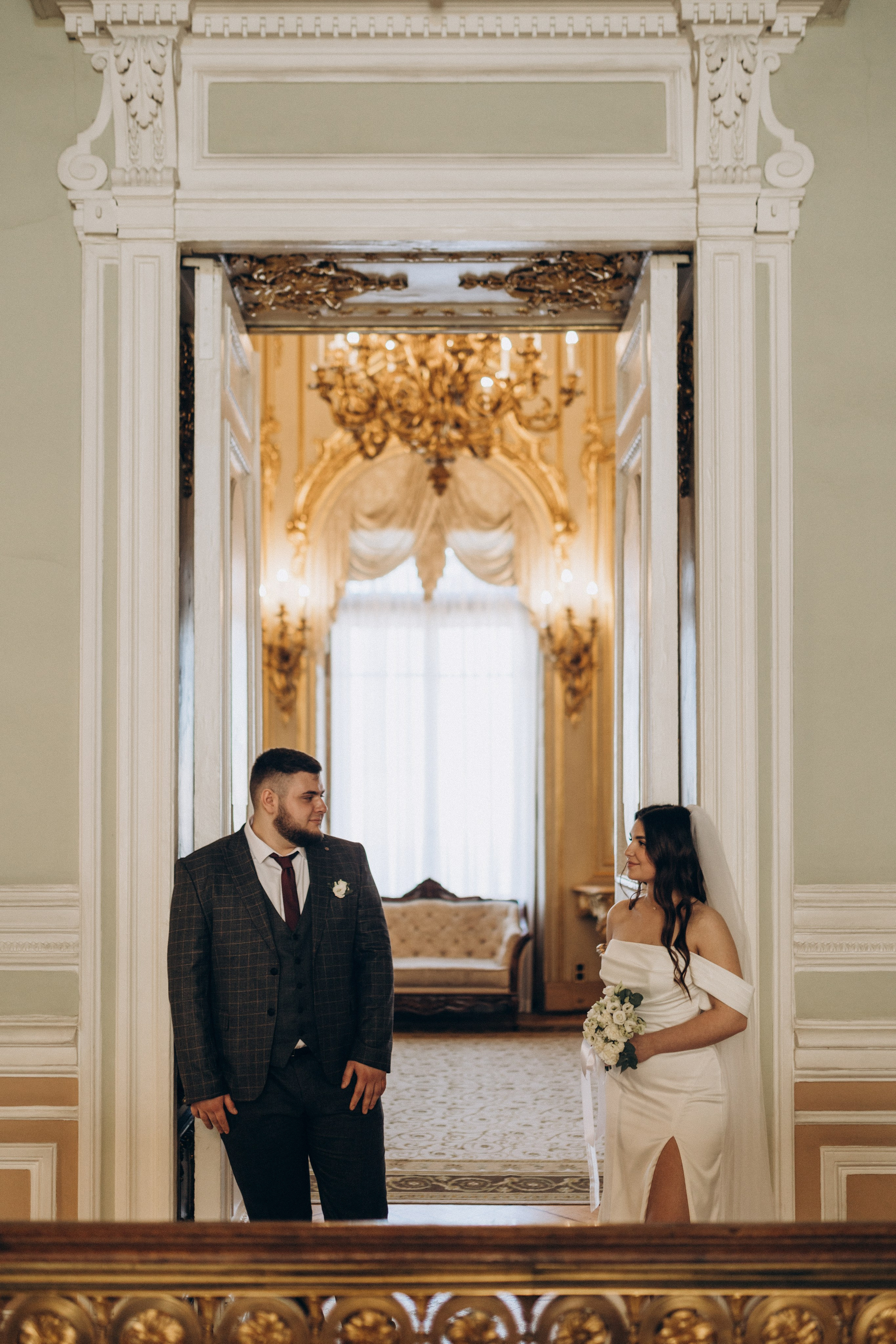 Артем и Регина | Дворец бракосочетания 1. Свадебный и love story фотограф в Санкт-Петербурге