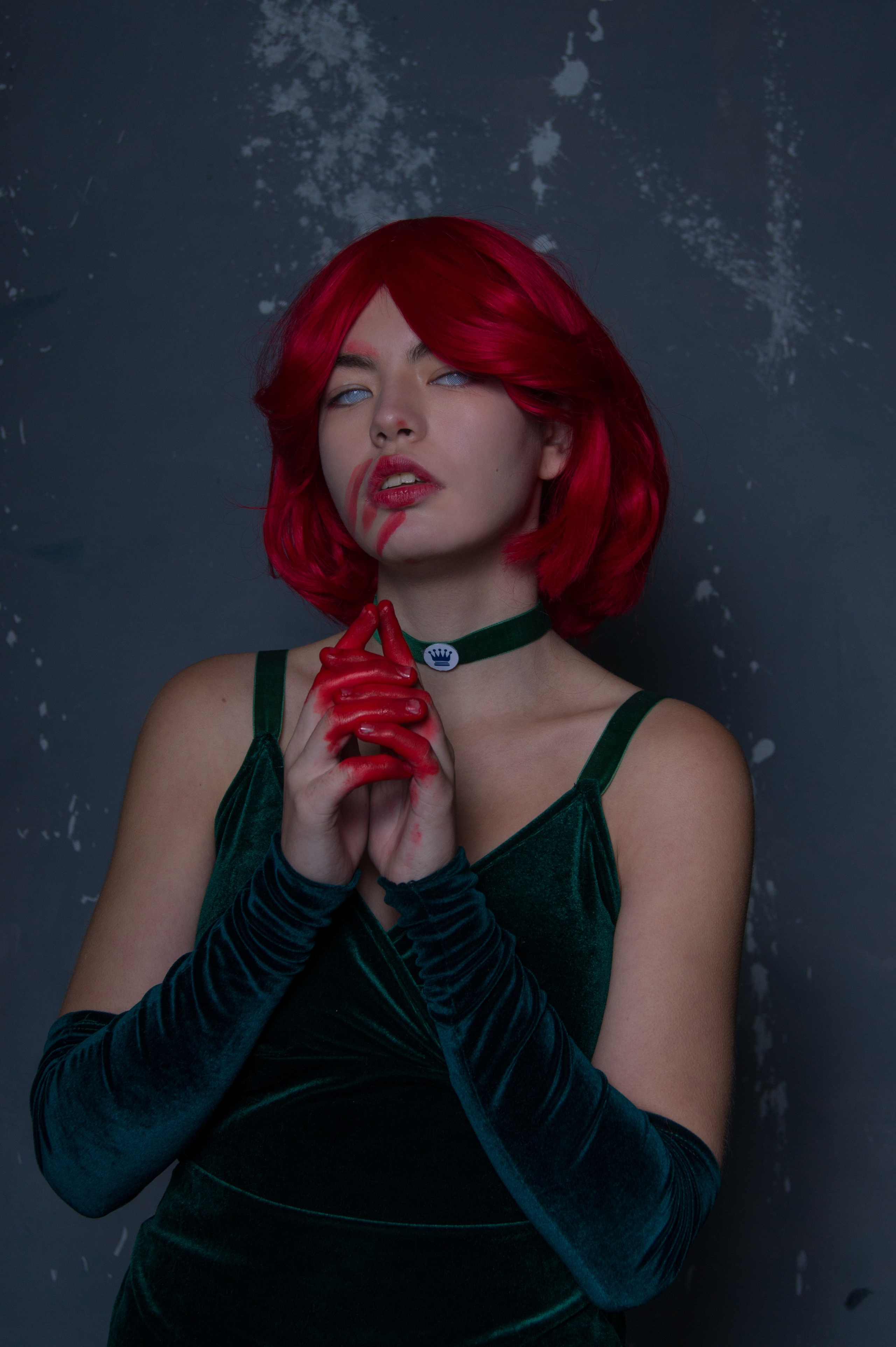 Юля Пчелкина (Персонаж Bubble Comics). Главная