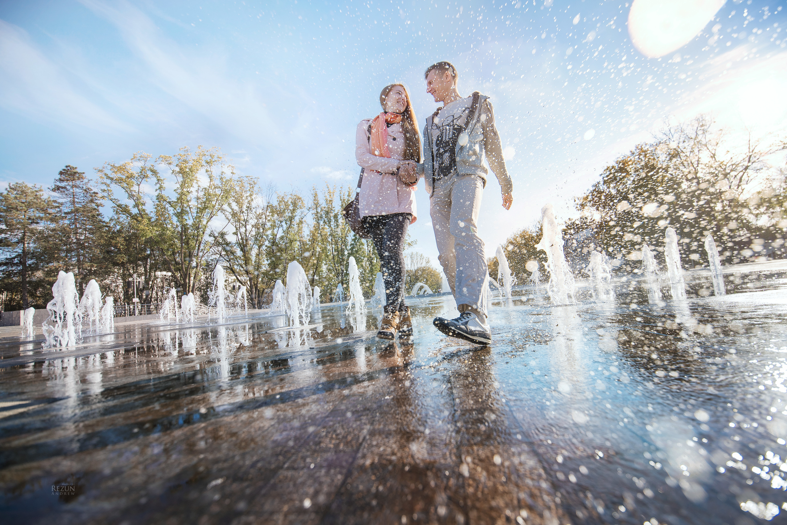 Фонтан - love story Даня и Катя. Фотограф в Краснодаре, Москве, Санкт-Петербурге Андрей Резун