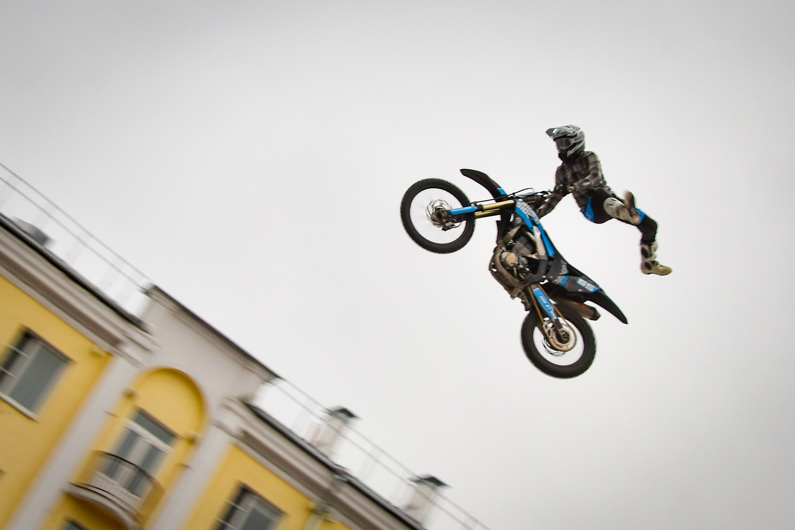 Мото-фристайл около Ледового — 06.01.2025. AlexFecto — галереи фотографий