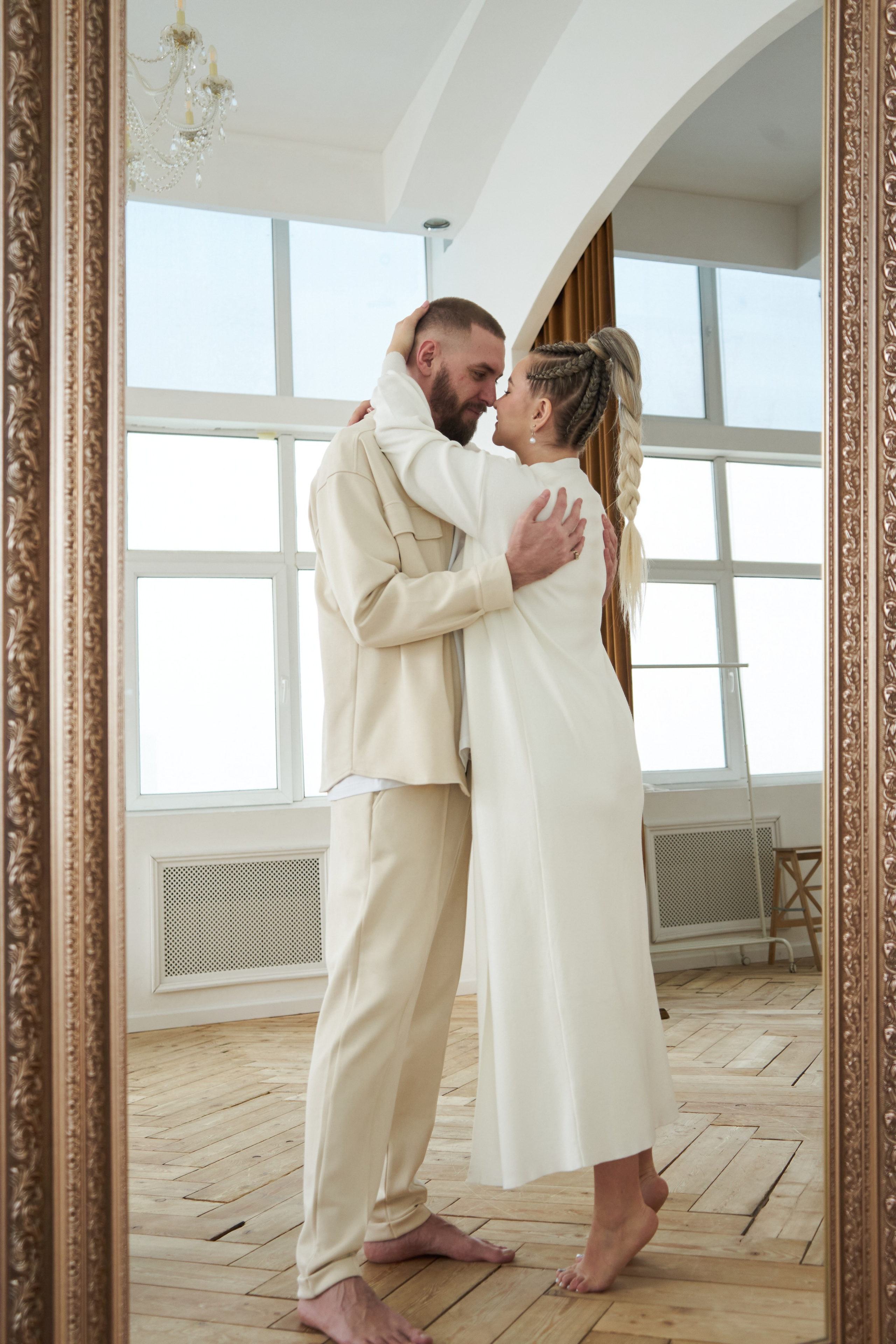 Свадебная фотосессия в студии. Фотограф Екатеринбург Кокшарова Александра