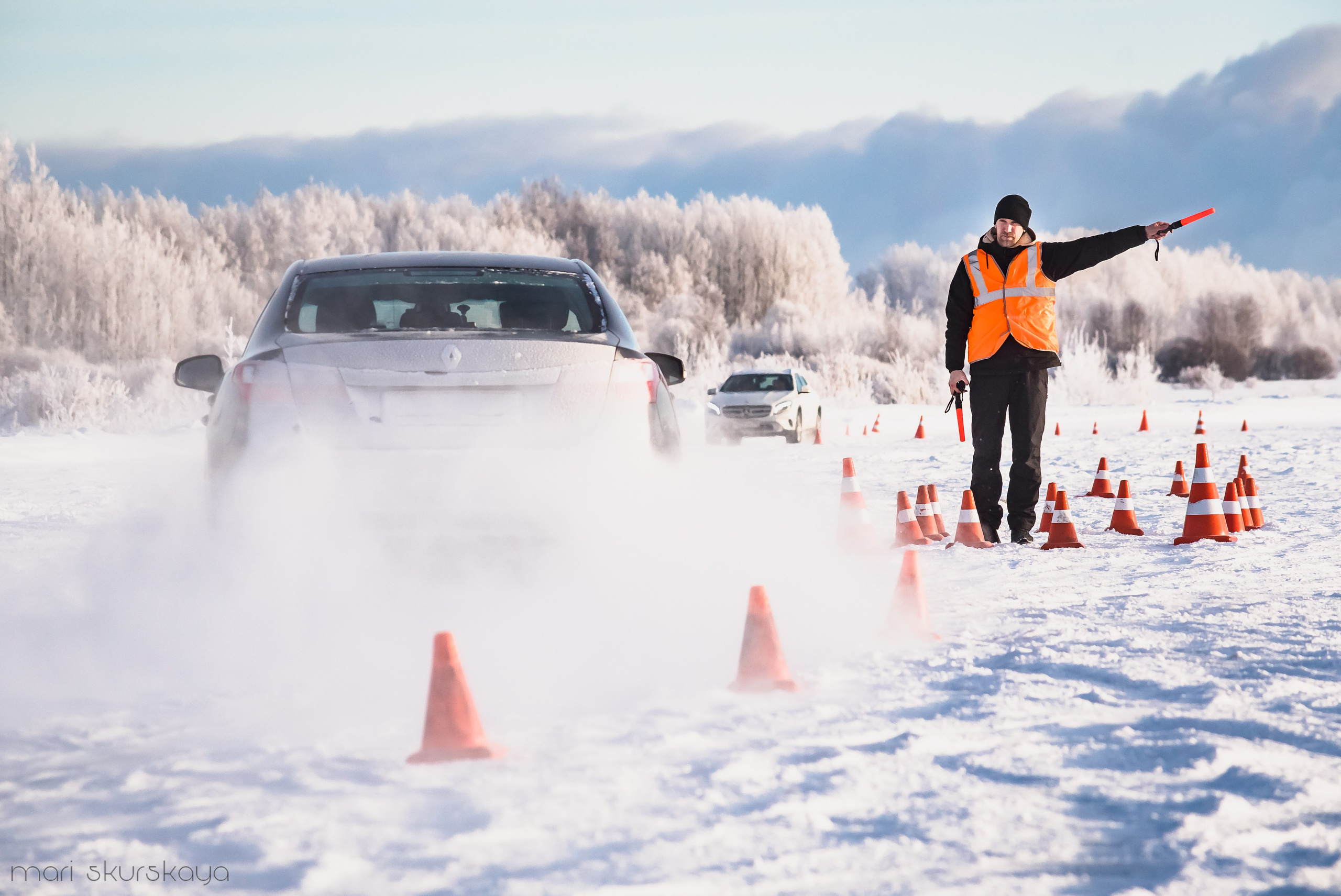 Контраварийная практика вождения автомобиля. Мотофотограф в Санкт-Петербурге Мария Скурская