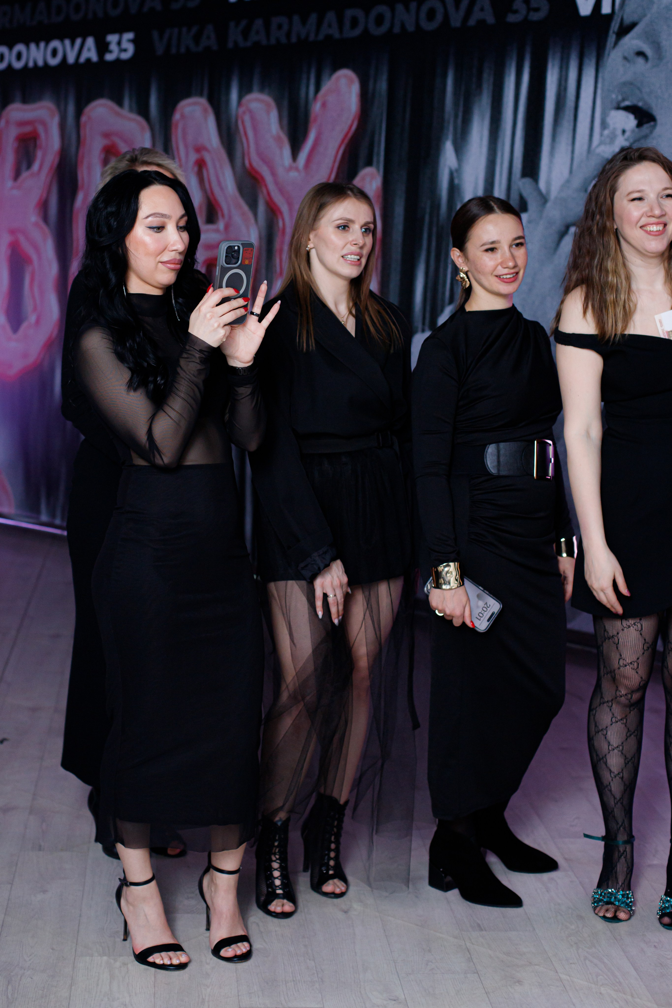 VIKA KARMADONOVA. Photokarish