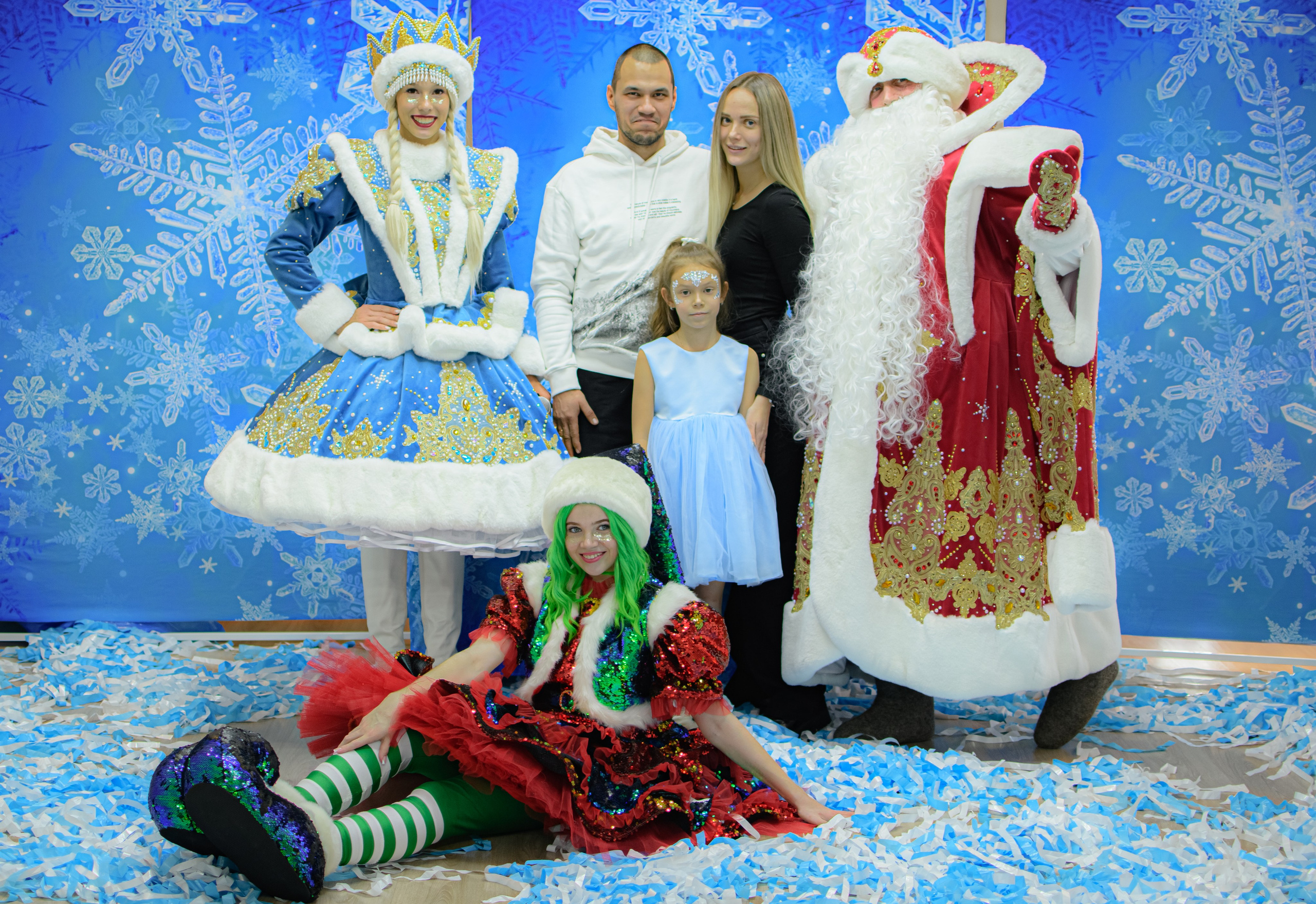 HAPPY NEW YEAR. Photokarish