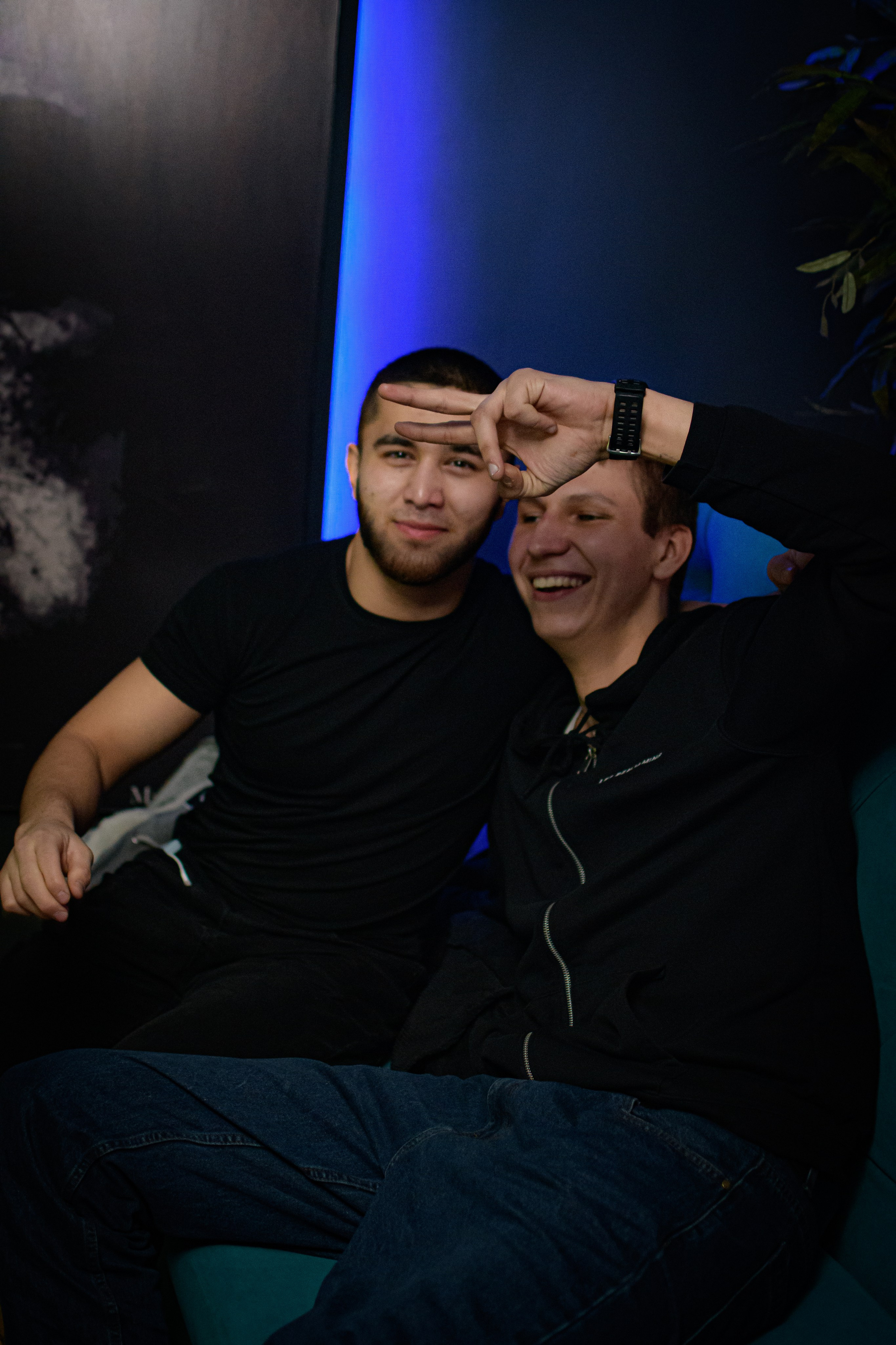 HOLLYWOOD / 6 YEARS. Photokarish