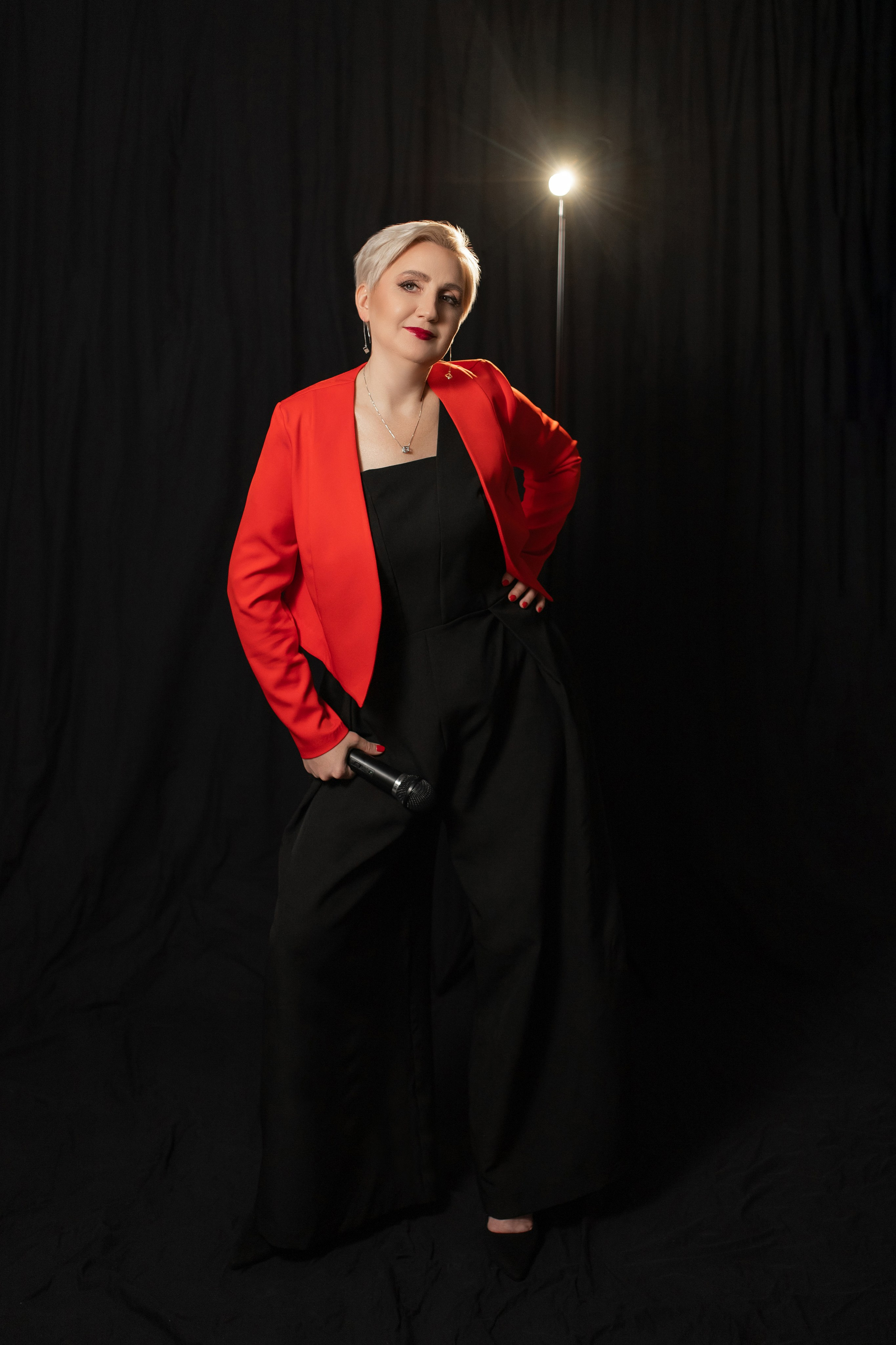 Олесяв моей студии. Март 2025. Фотограф Пермь. Свадьбы. Семья и дети, школа, д. сад. Фотокниги