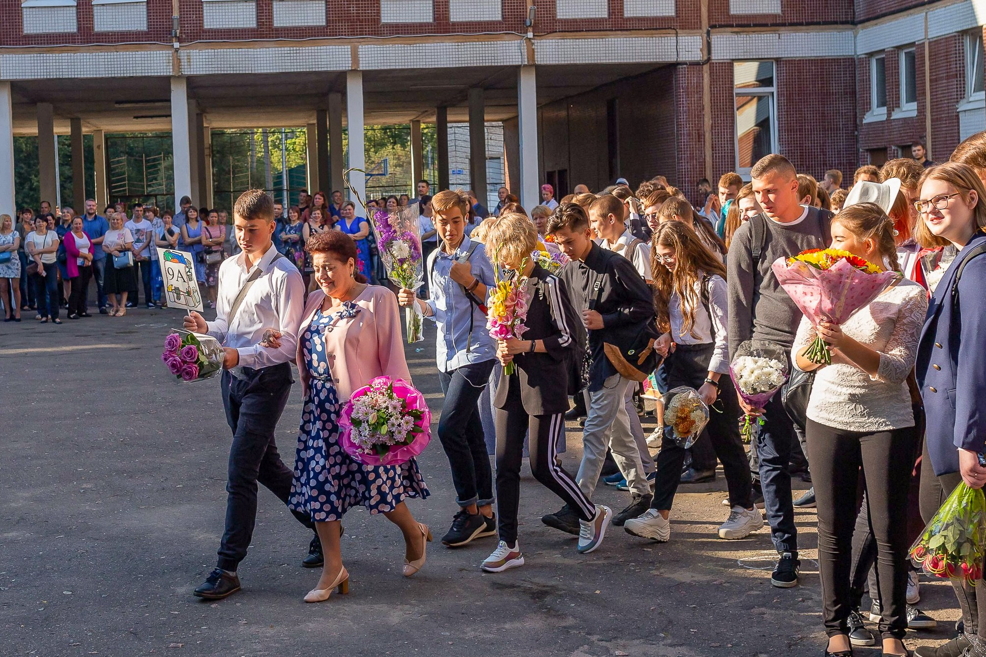Линейка 1 сентября. Свадебный и Репортажный фотограф в Санкт-Петербурге