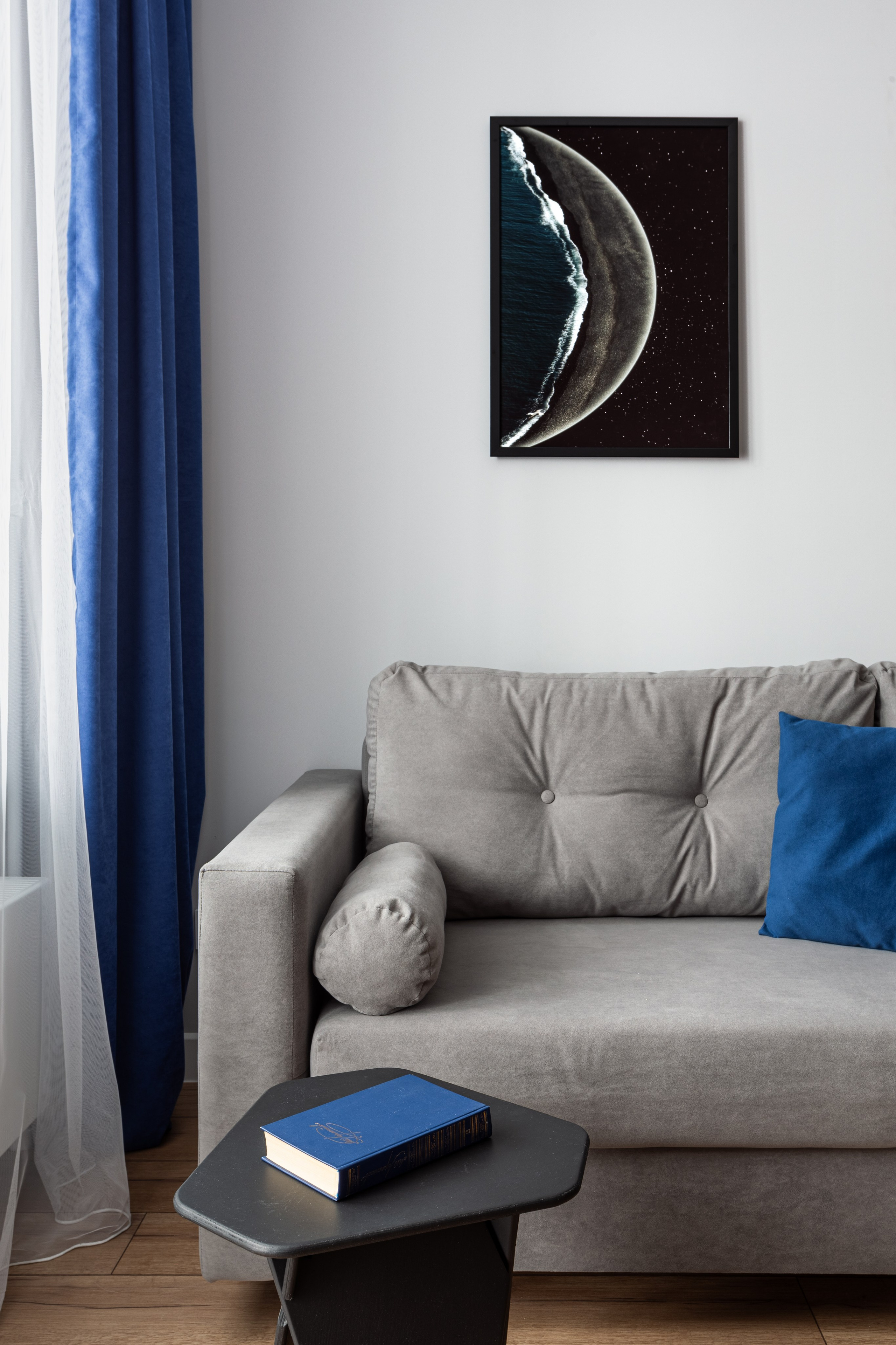 Фотосъемка для посуточной аренды по адресу ул. Лесников, д. 25. Интерьерный фотограф и ретушер в Красноярске Денис Антропов