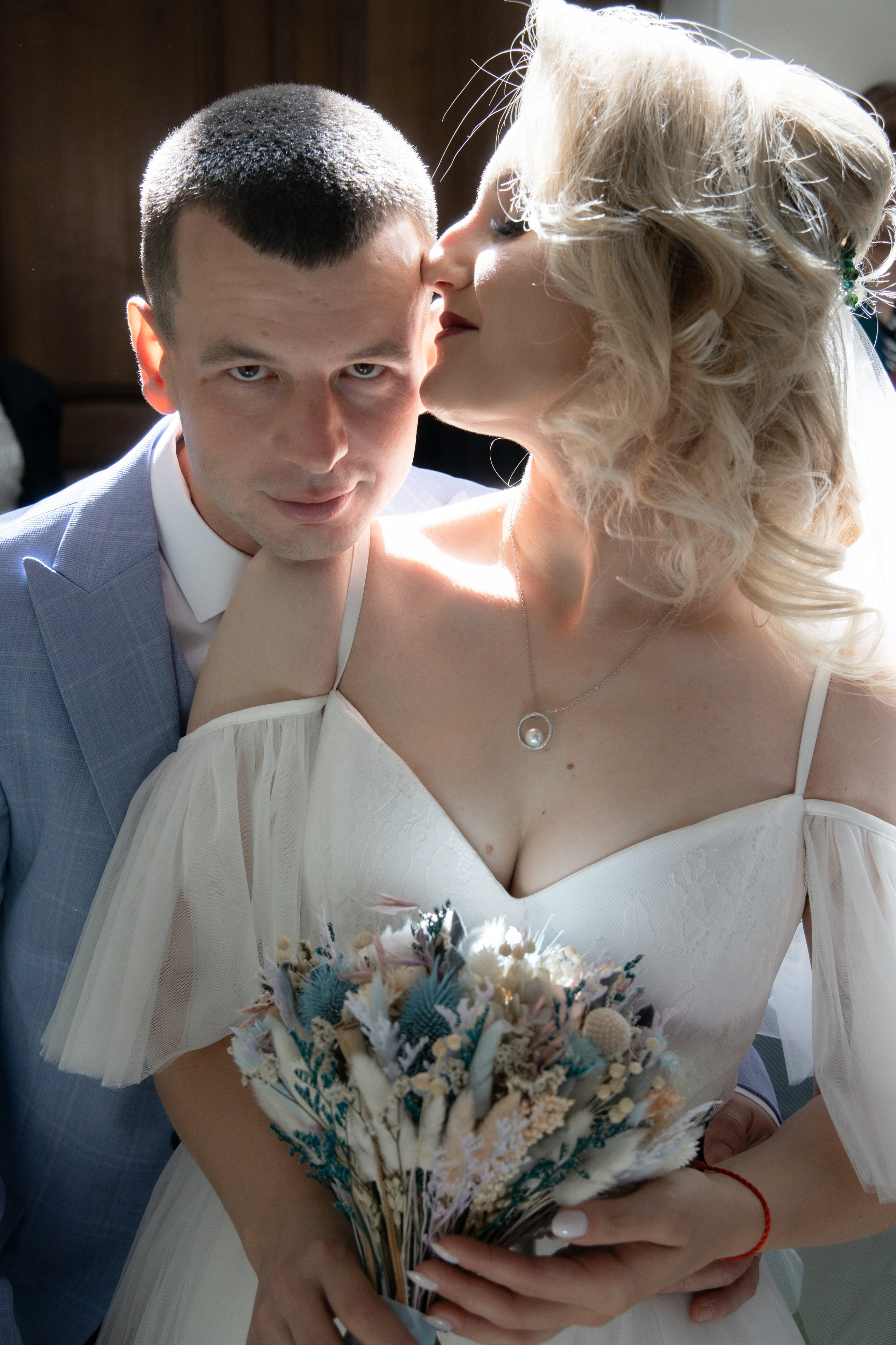 Теперь муж и жена. Интересно все-таки получилось…. Свадебный фотограф в Ставрополе Ксения Ковальчук