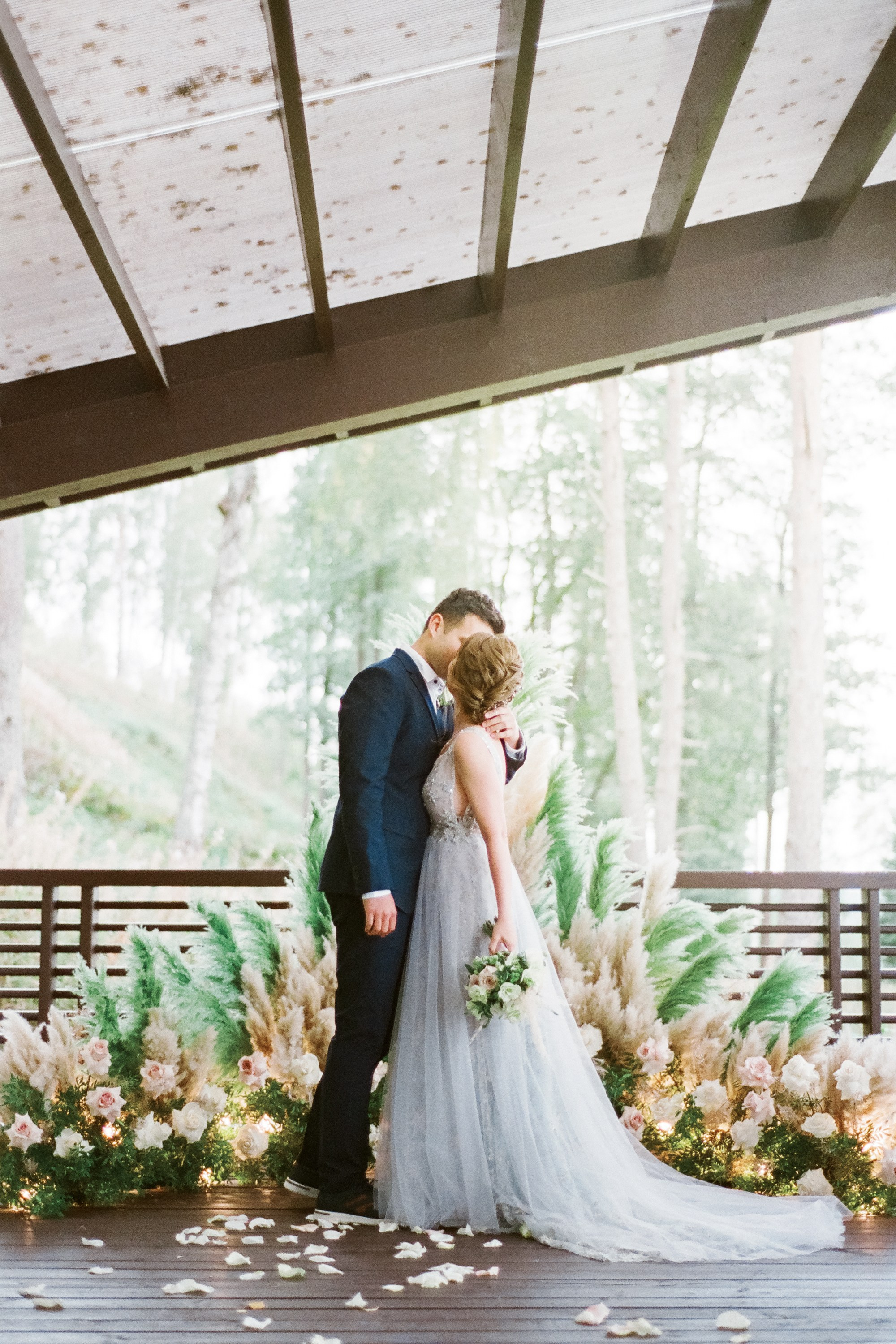 Саша и Саша, свадьба под Петербургом. Изящная фотография | Ксения Милушкина