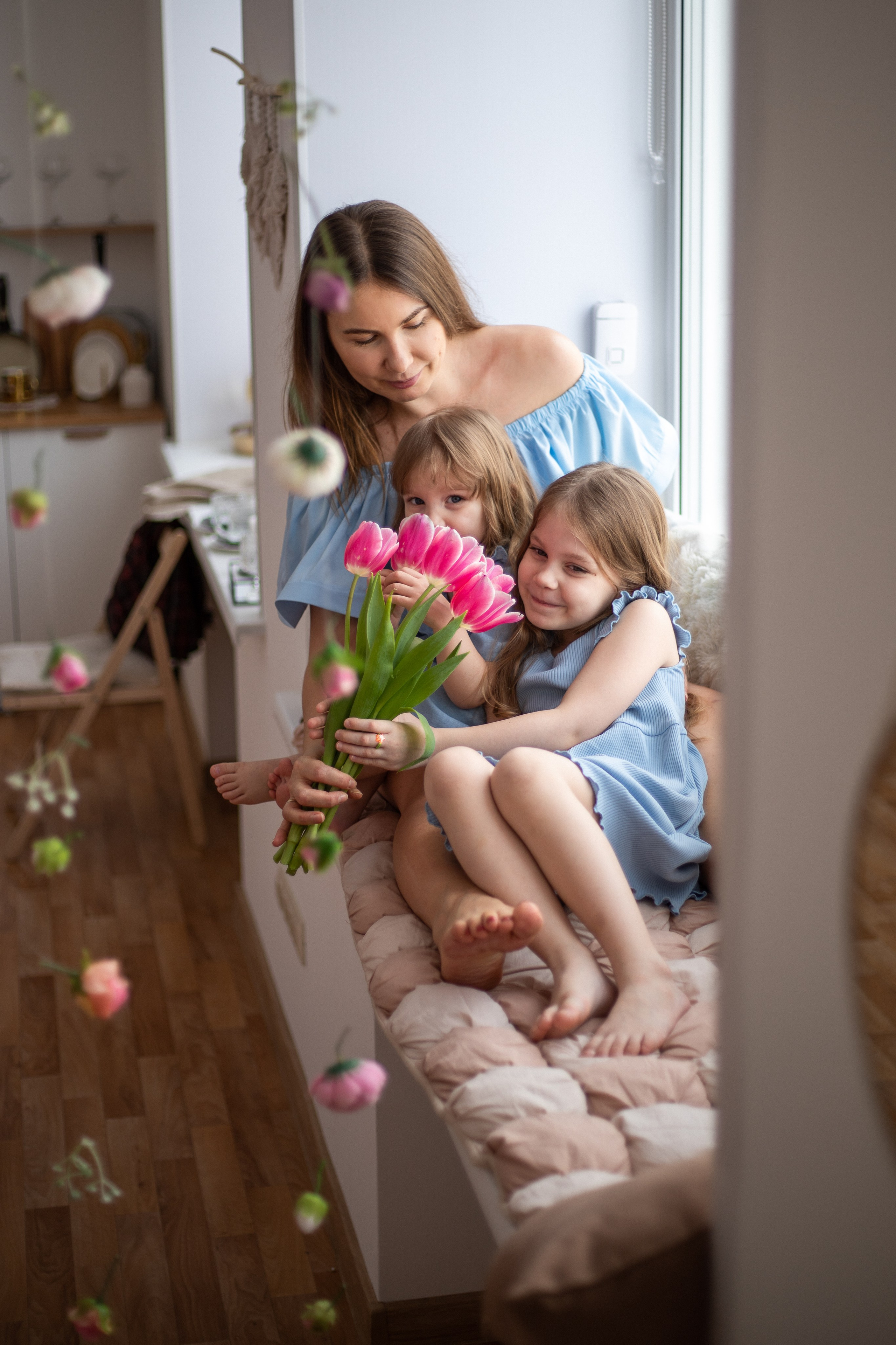Семейная фотосессия - Красивые девчонки весной. Семейный и женский фотограф Кемерово Мария Степ