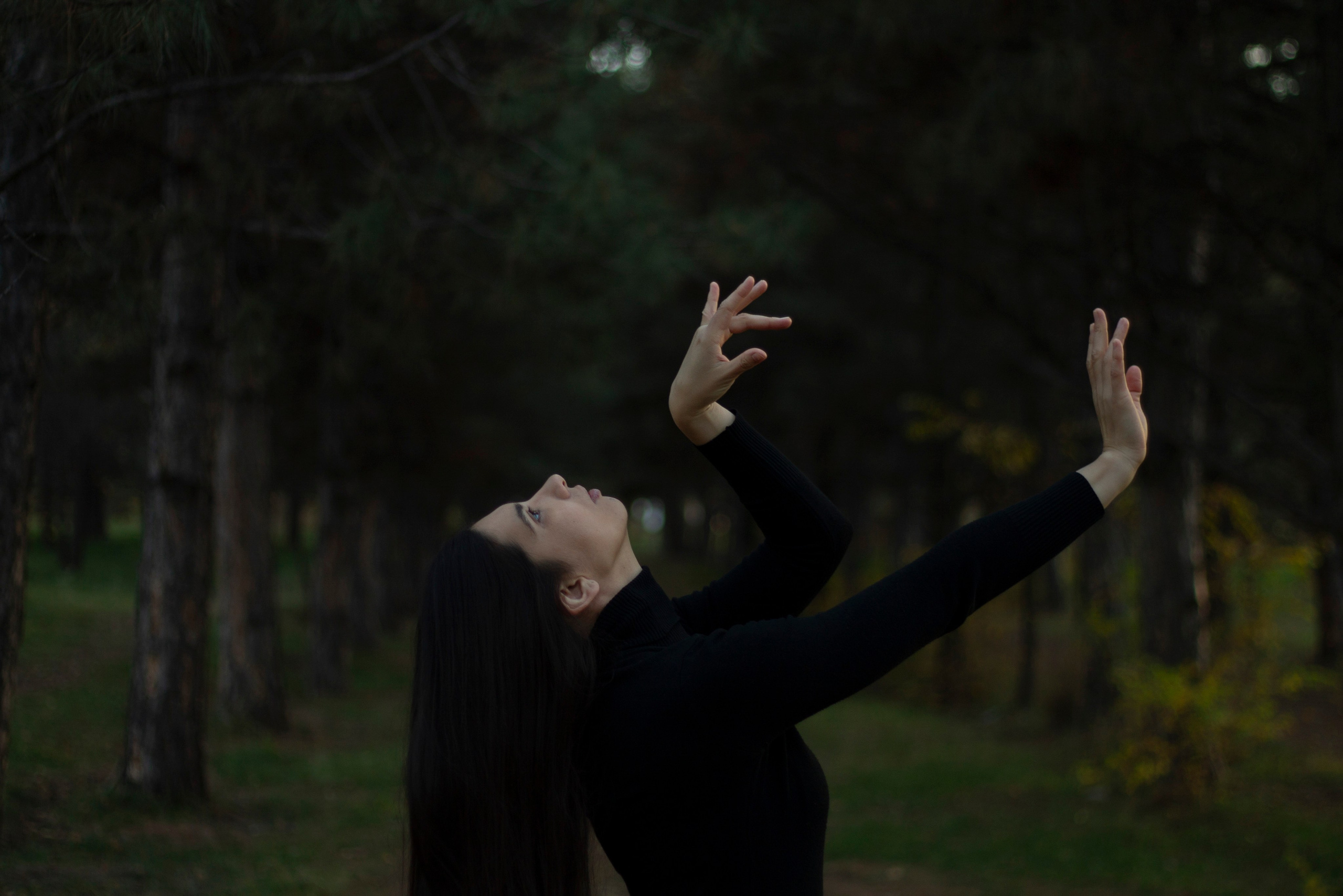 Юля в парке