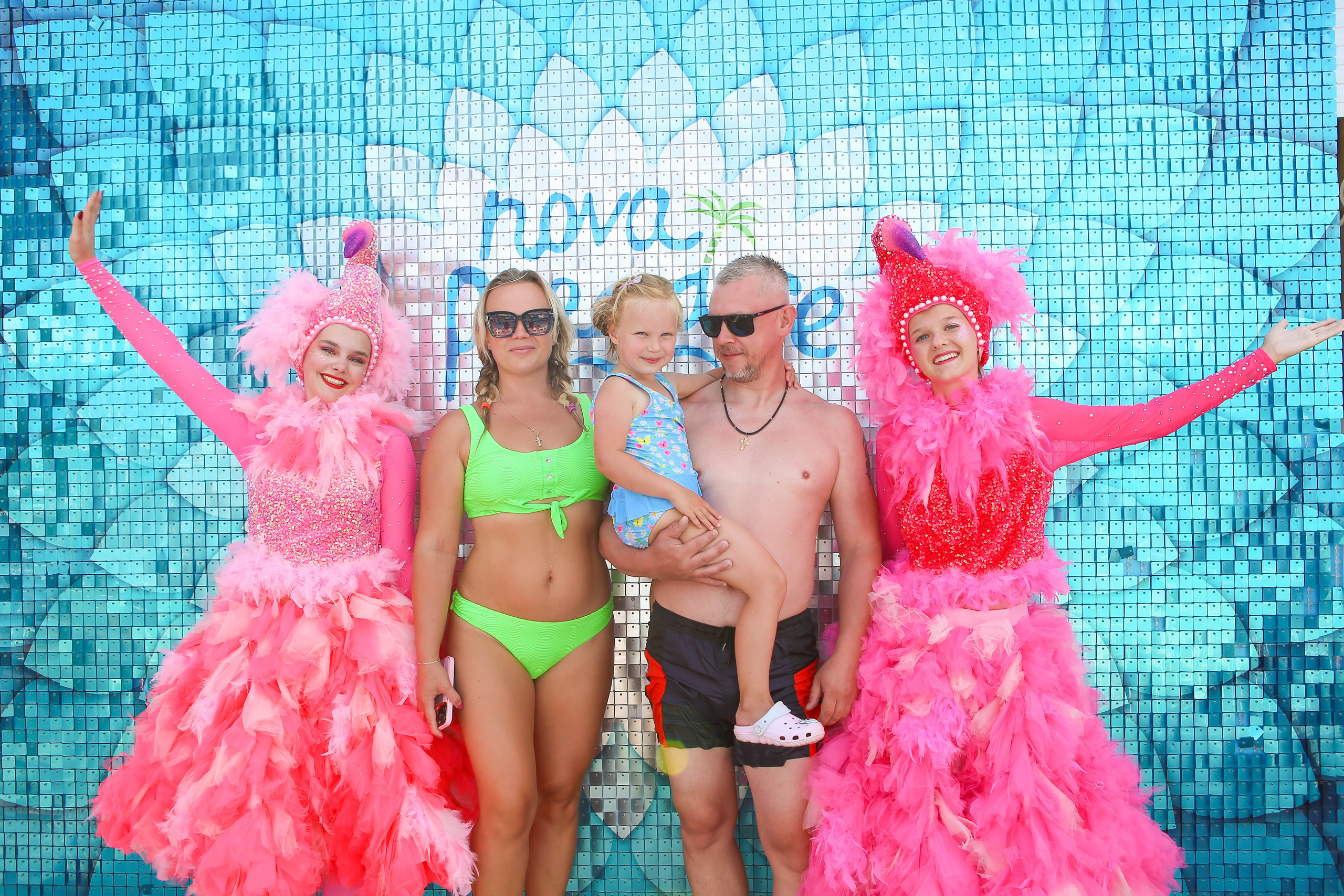 Nova Paradise. Свадебный и предметный фотограф Ренат Каламперов