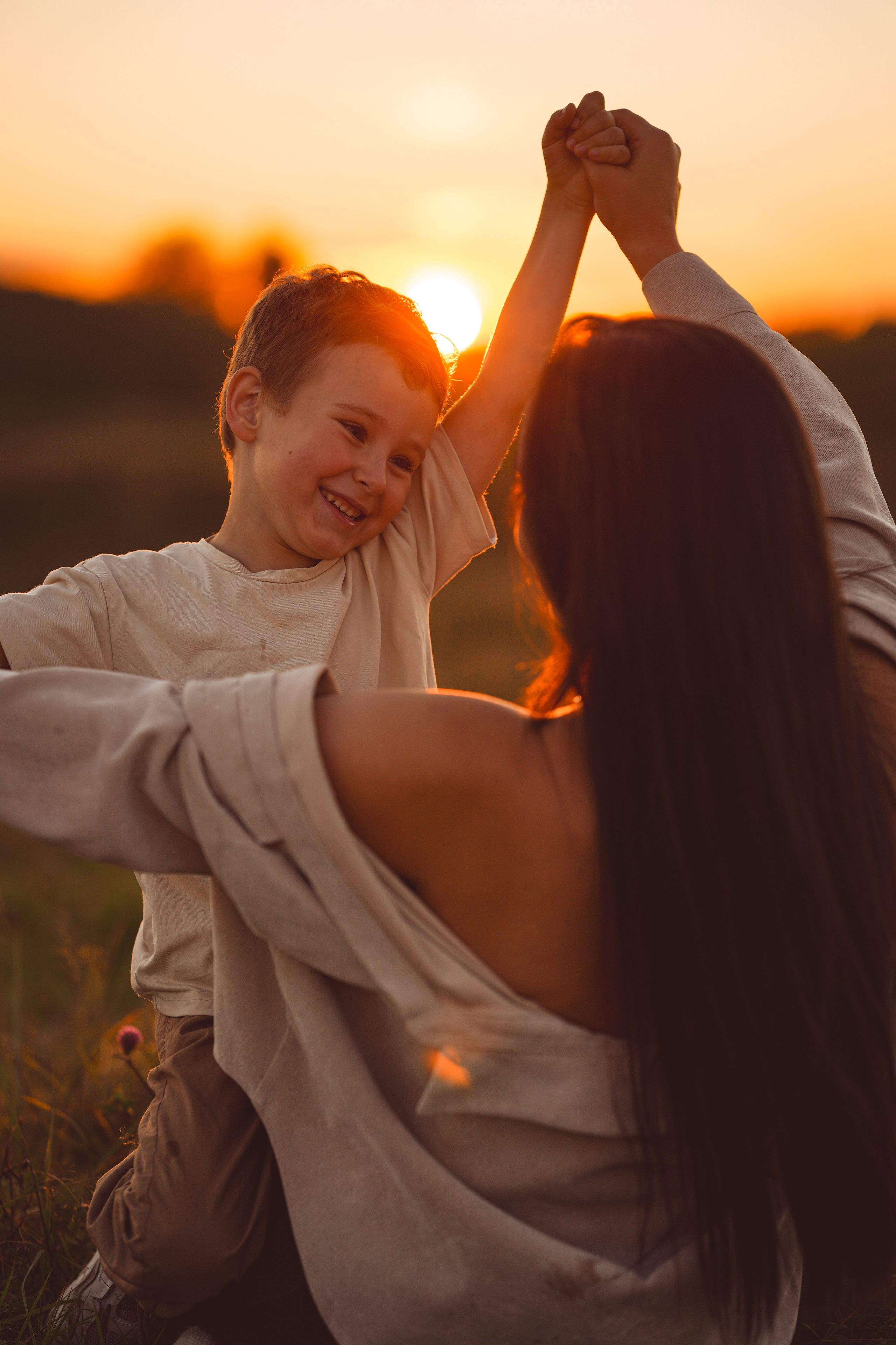 Семья Тони и Саши на закате. Семейный и портретный фотограф в Санкт-Петербурге Татьяна Гримоть