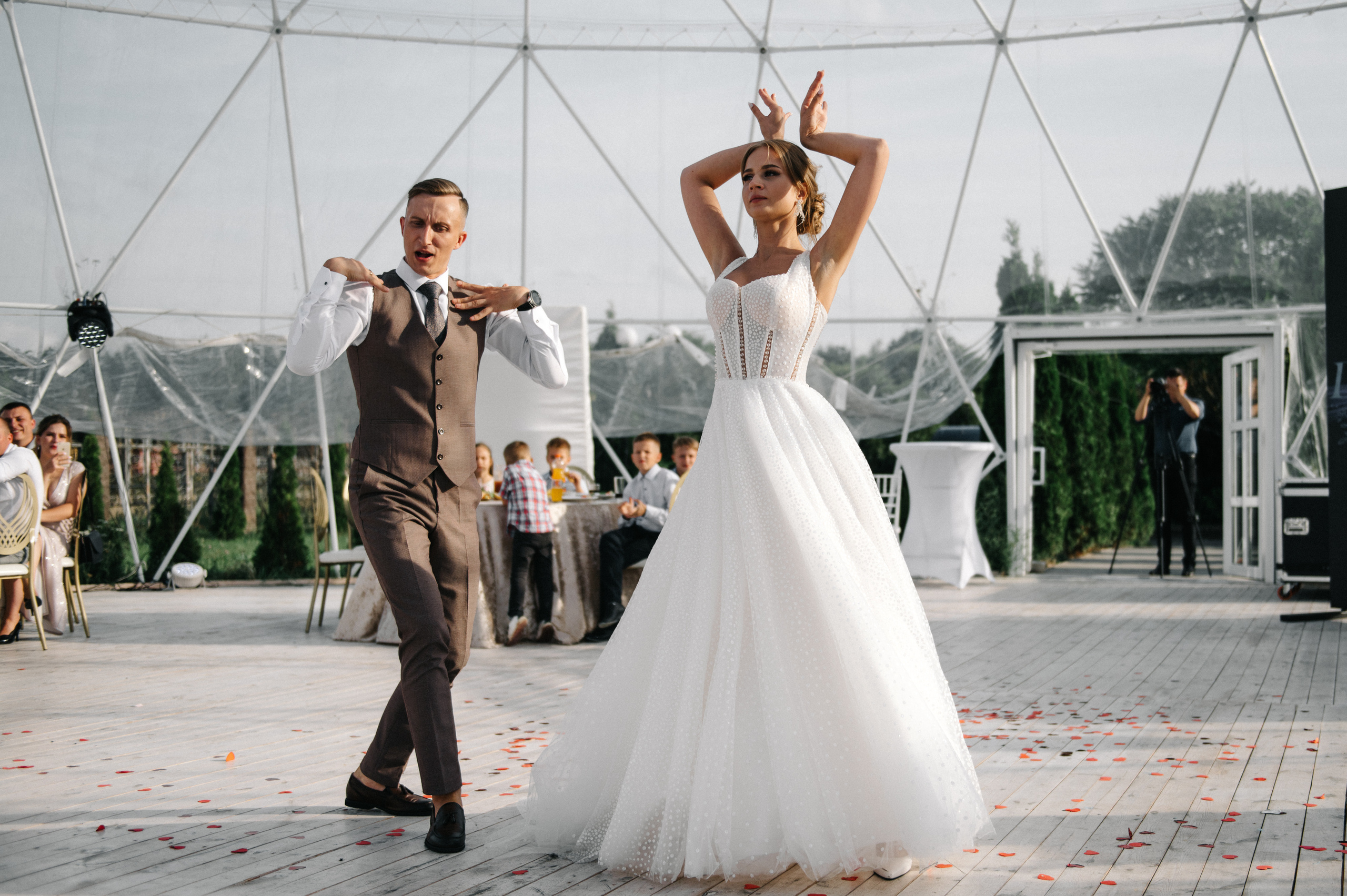 Саша и Даша. Свадебный фотограф Минск