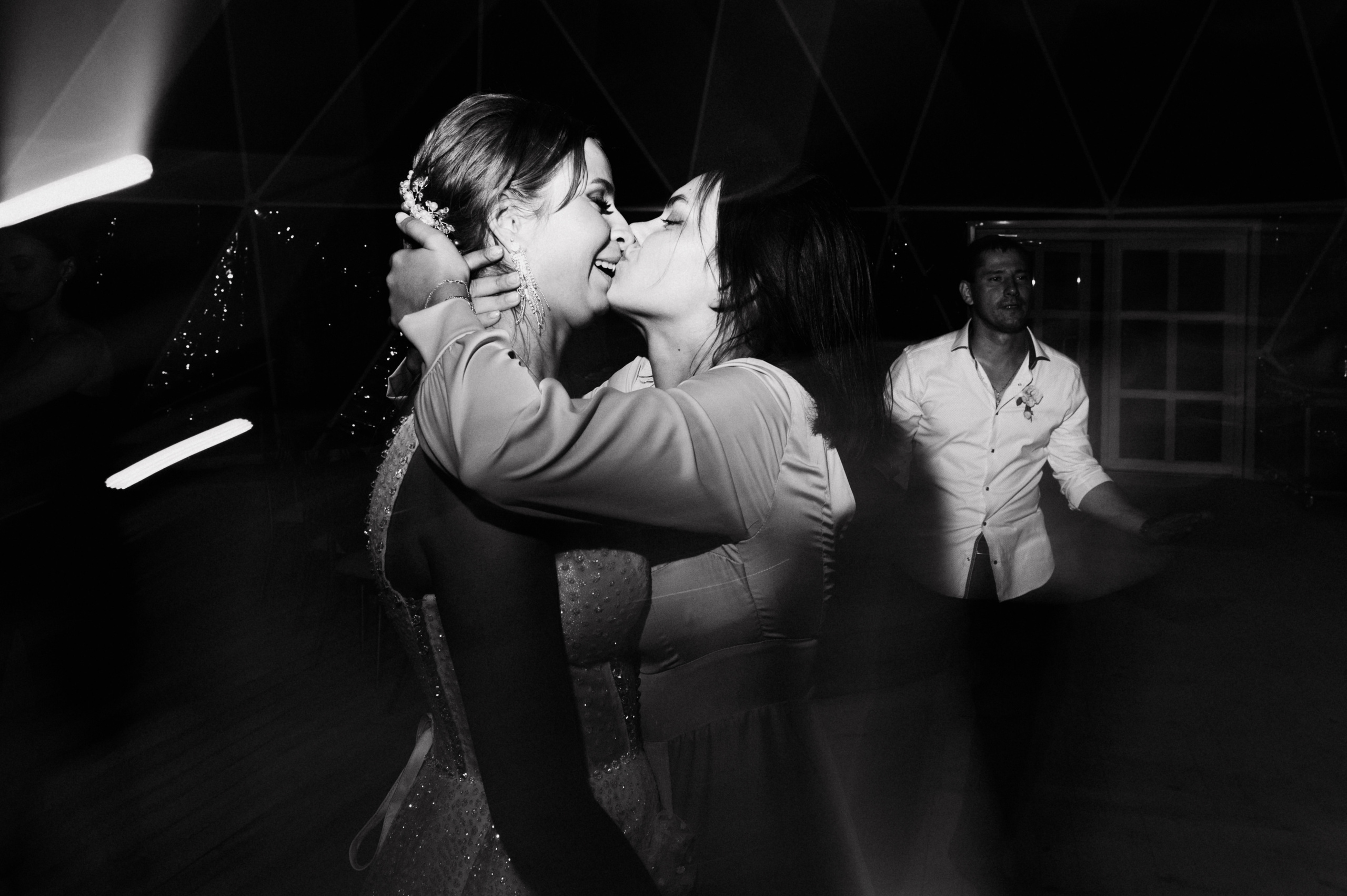 Саша и Даша. Свадебный фотограф Минск