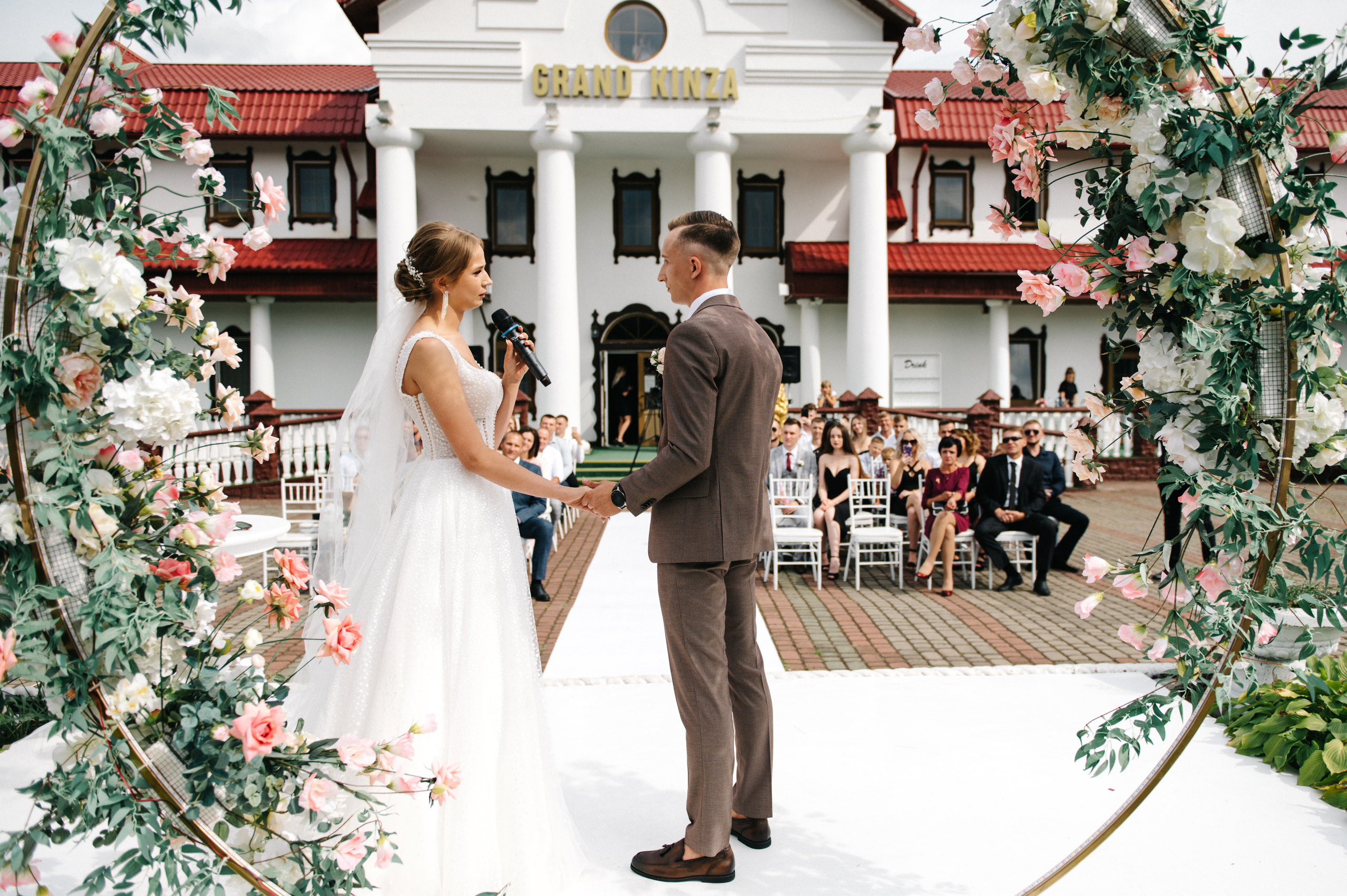 Саша и Даша. Свадебный фотограф Минск