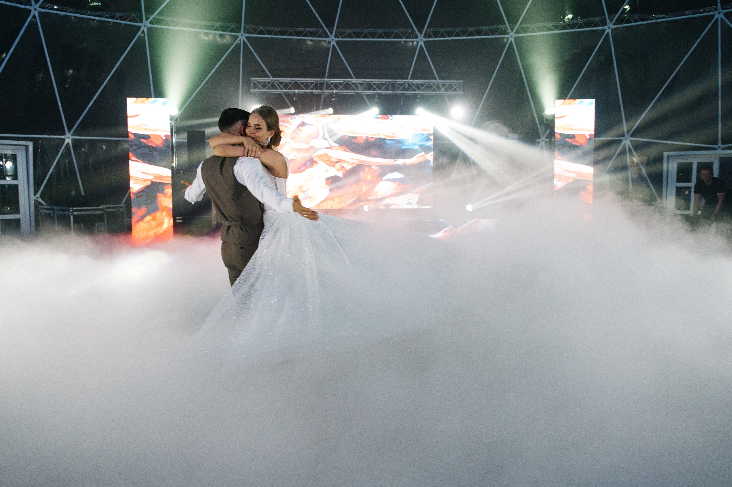 Саша и Даша. Свадебный фотограф Минск