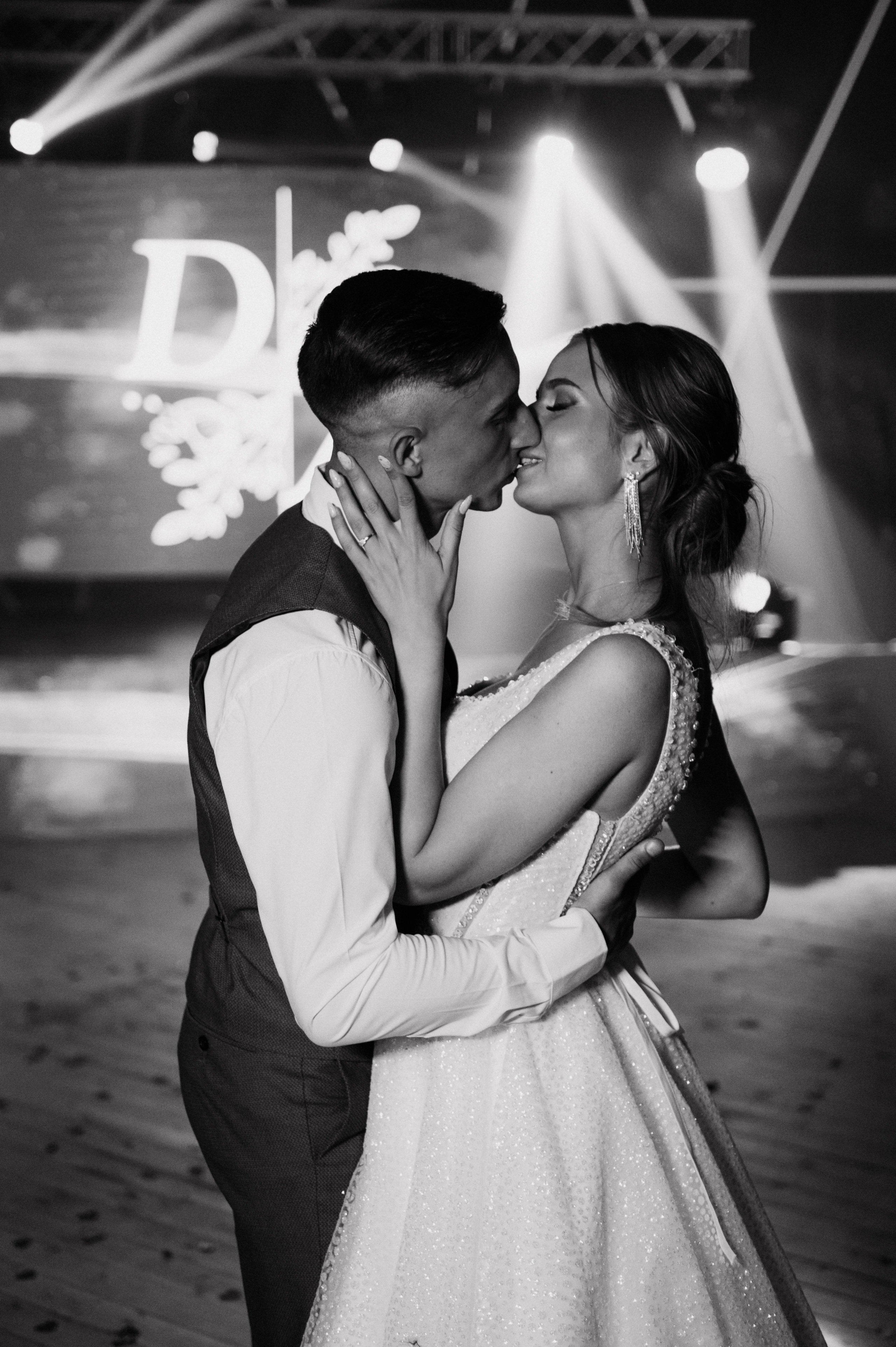 Саша и Даша. Свадебный фотограф Минск