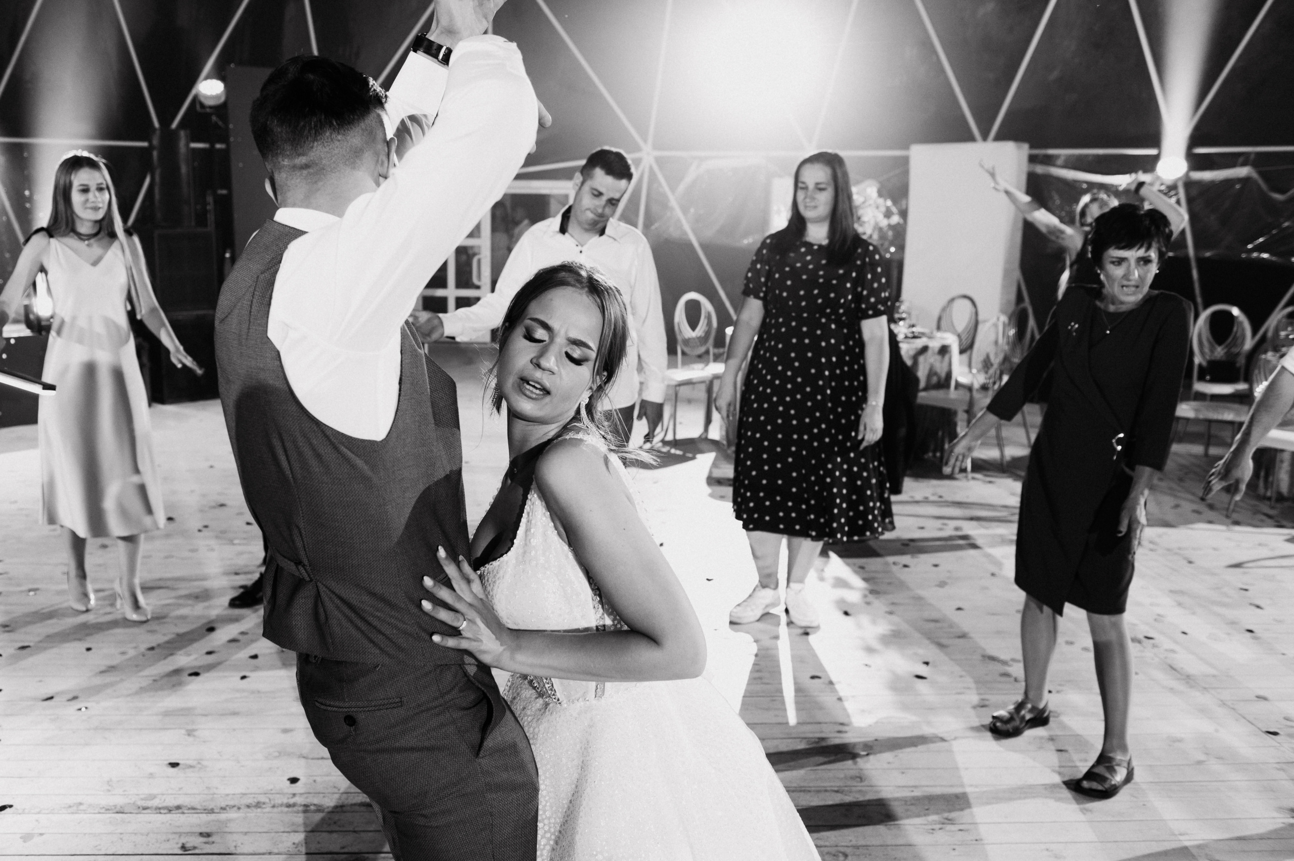 Саша и Даша. Свадебный фотограф Минск