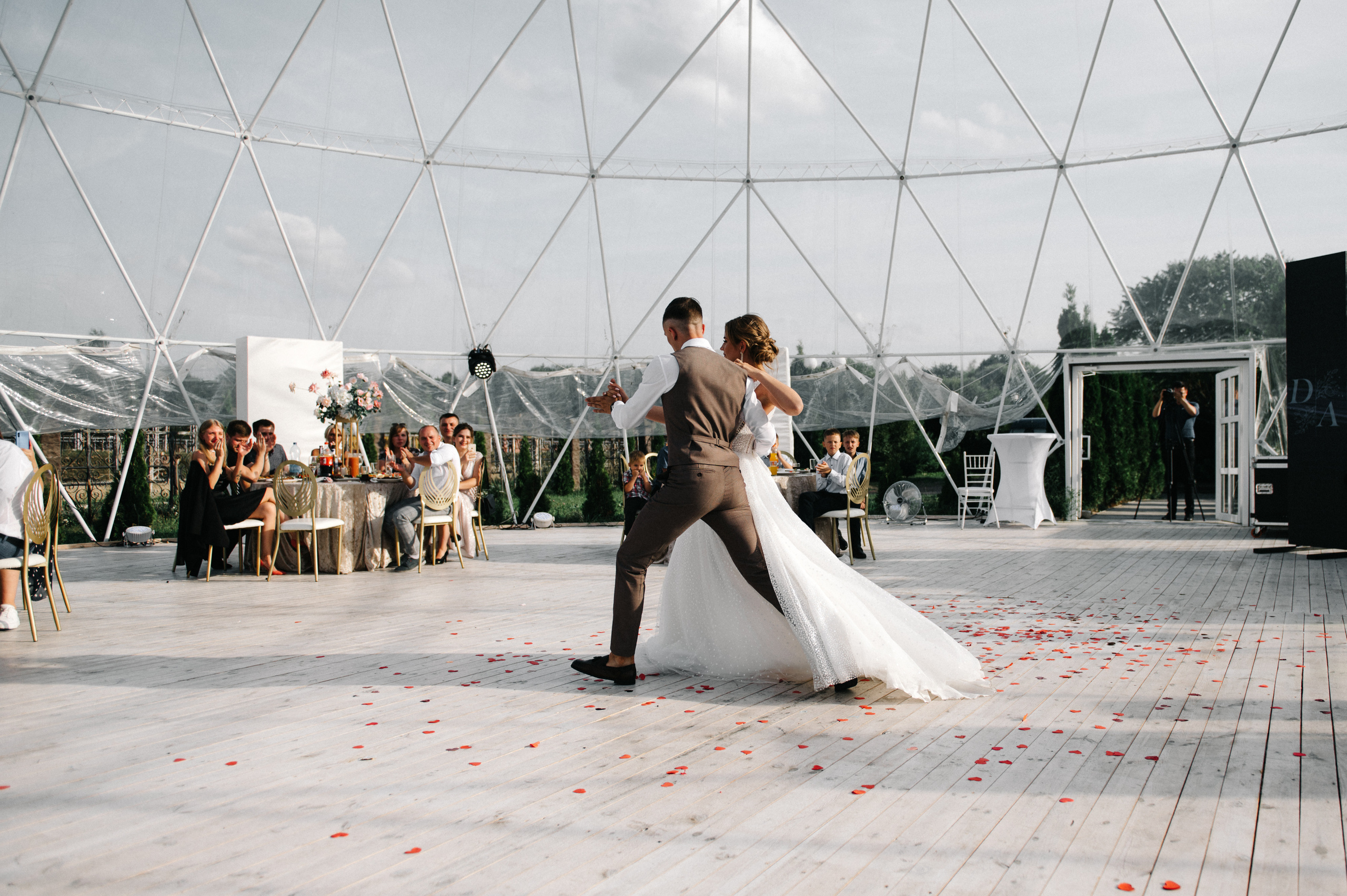 Саша и Даша. Свадебный фотограф Минск