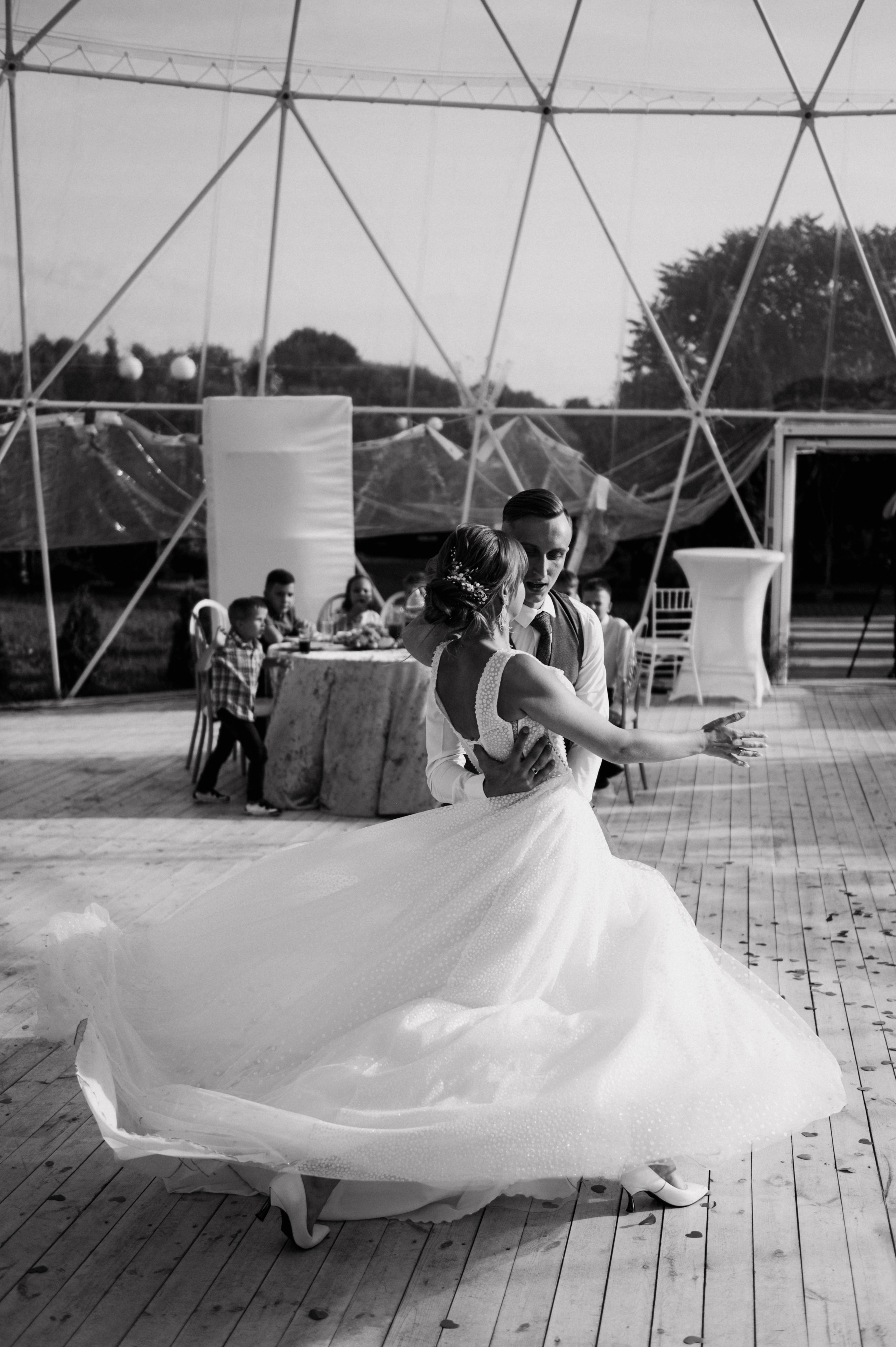 Саша и Даша. Свадебный фотограф Минск