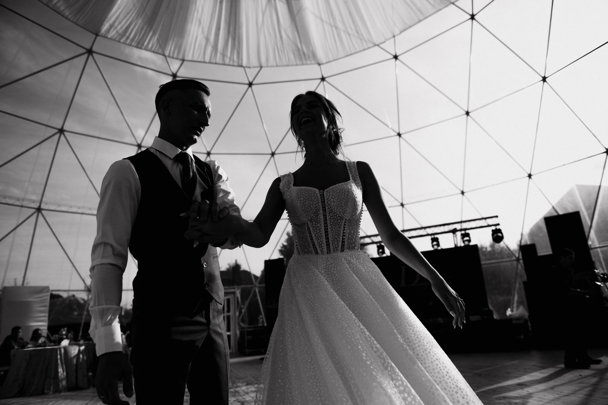 Саша и Даша. Свадебный фотограф Минск