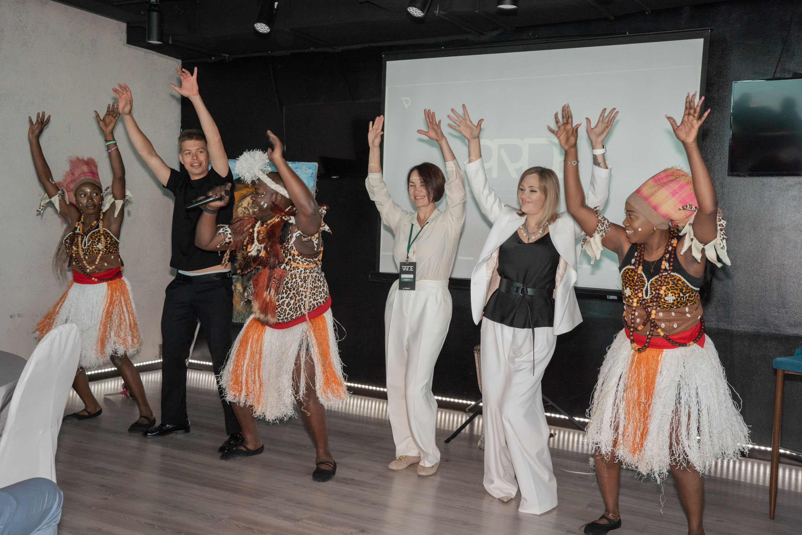 Клуб «SayYes». Фотограф Зинаида Евдокимова